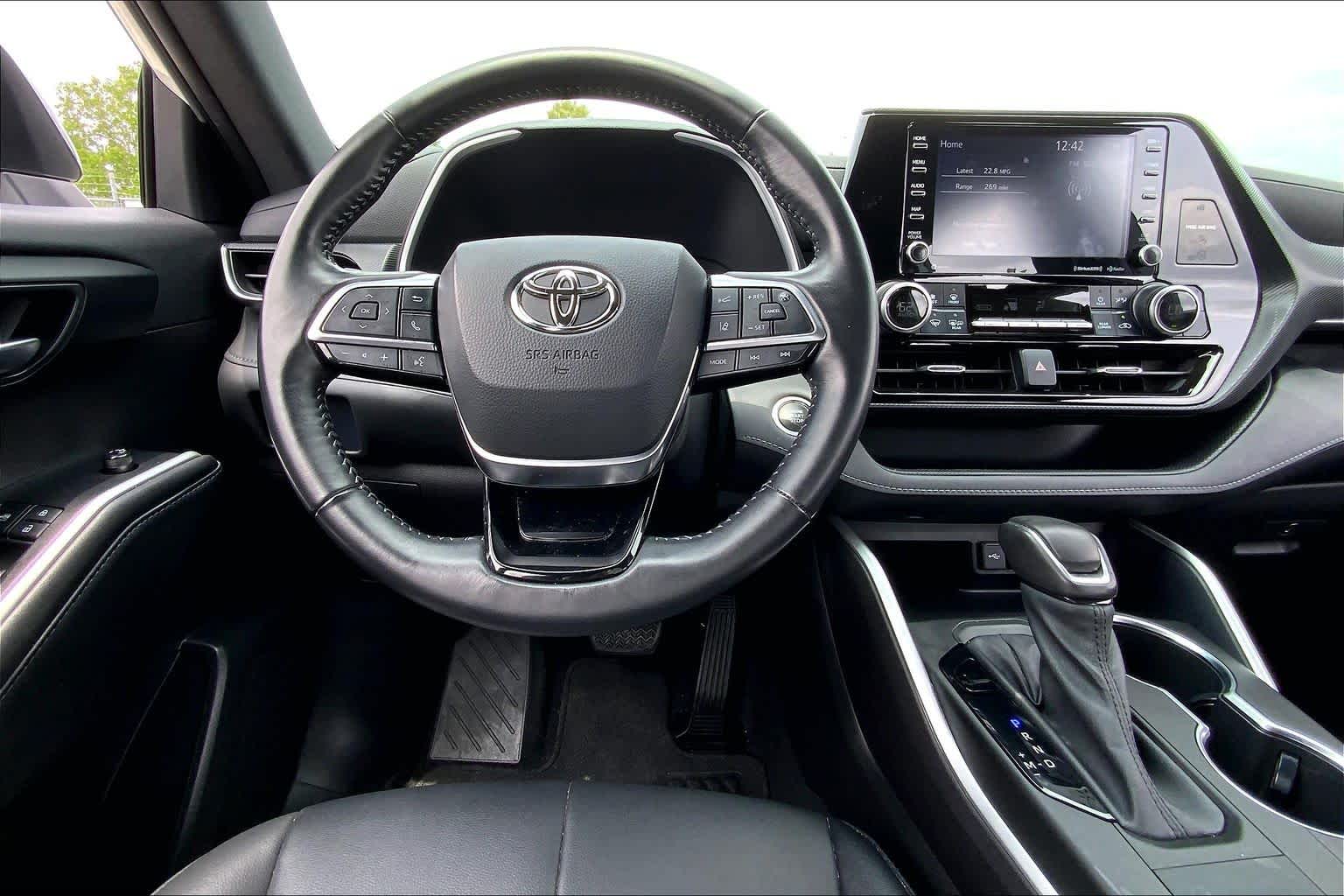 2021 Toyota Highlander XSE Blizzard Pearl at AutoNation Toyota Gulf Fwy