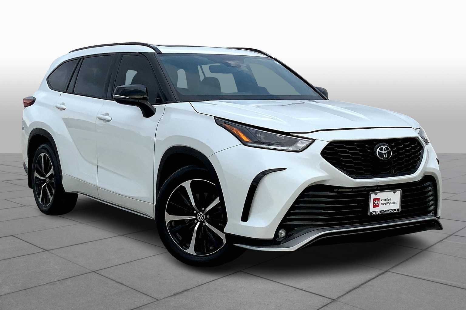 2022 Toyota Highlander XSE Wind Chill Pearl at Group 1 Toyota Southwest