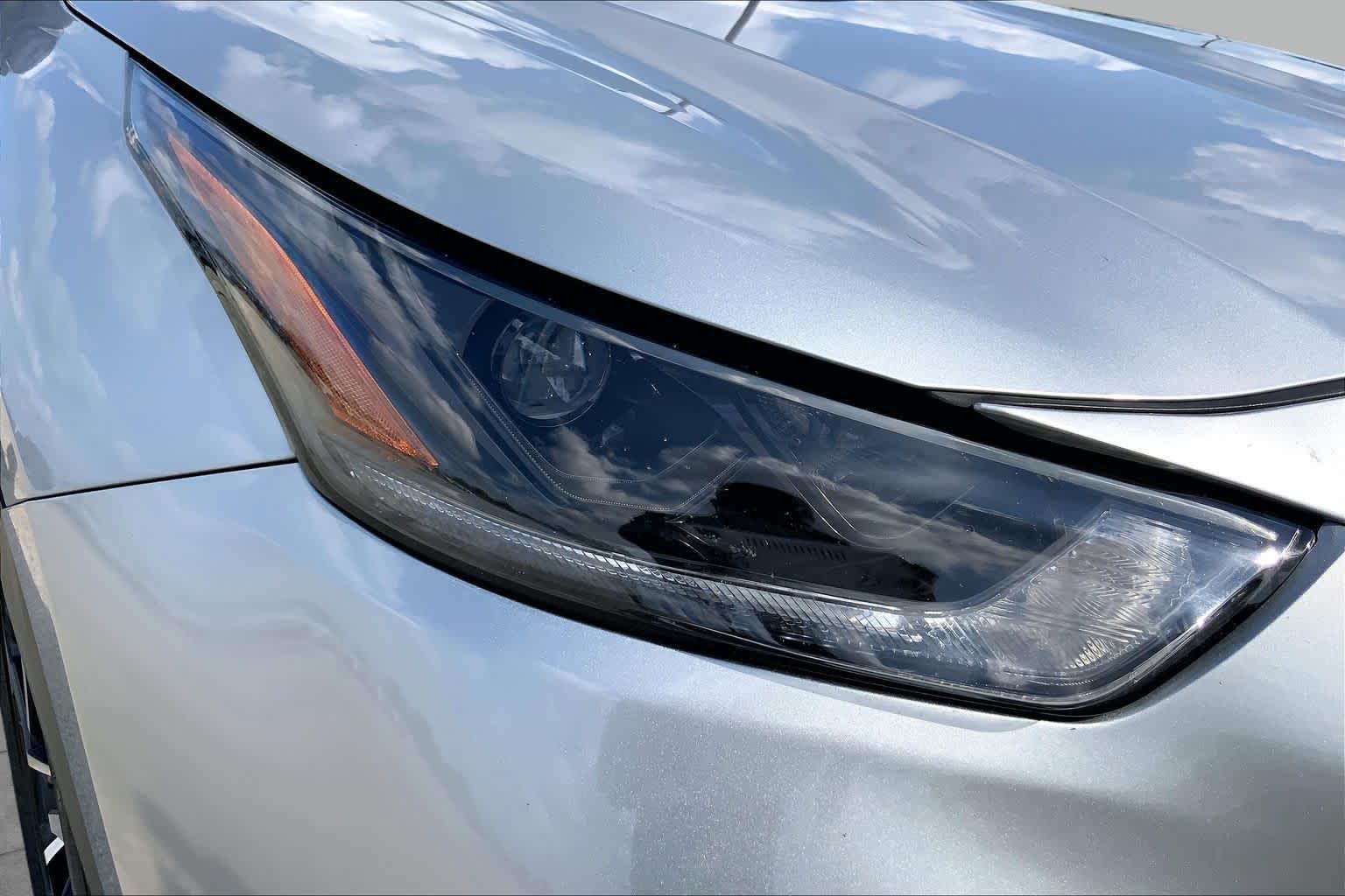 2022 Toyota Highlander XSE Celestial Silver Metallic at Group 1 Toyota Southwest