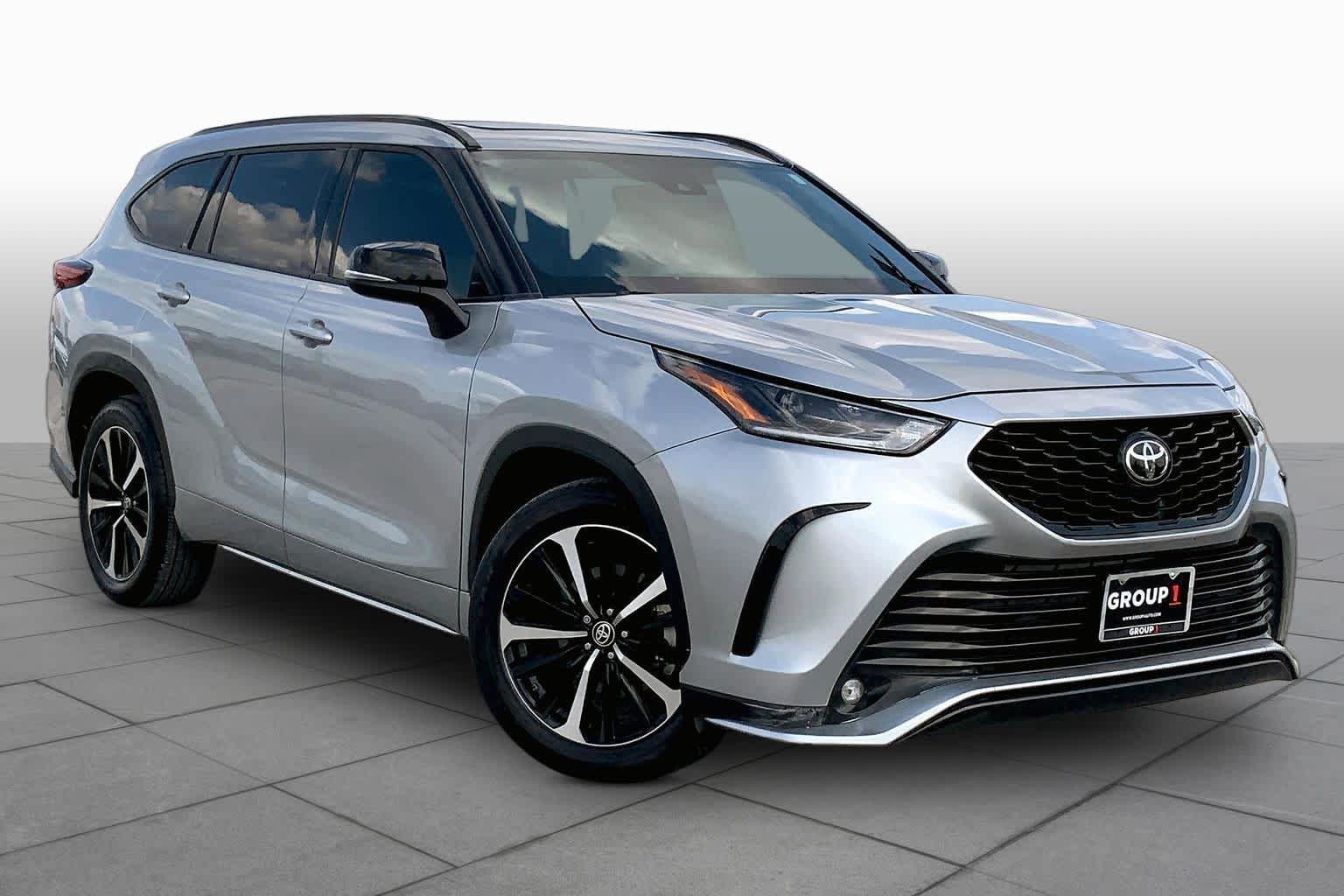 2022 Toyota Highlander XSE Celestial Silver Metallic at Group 1 Toyota Southwest