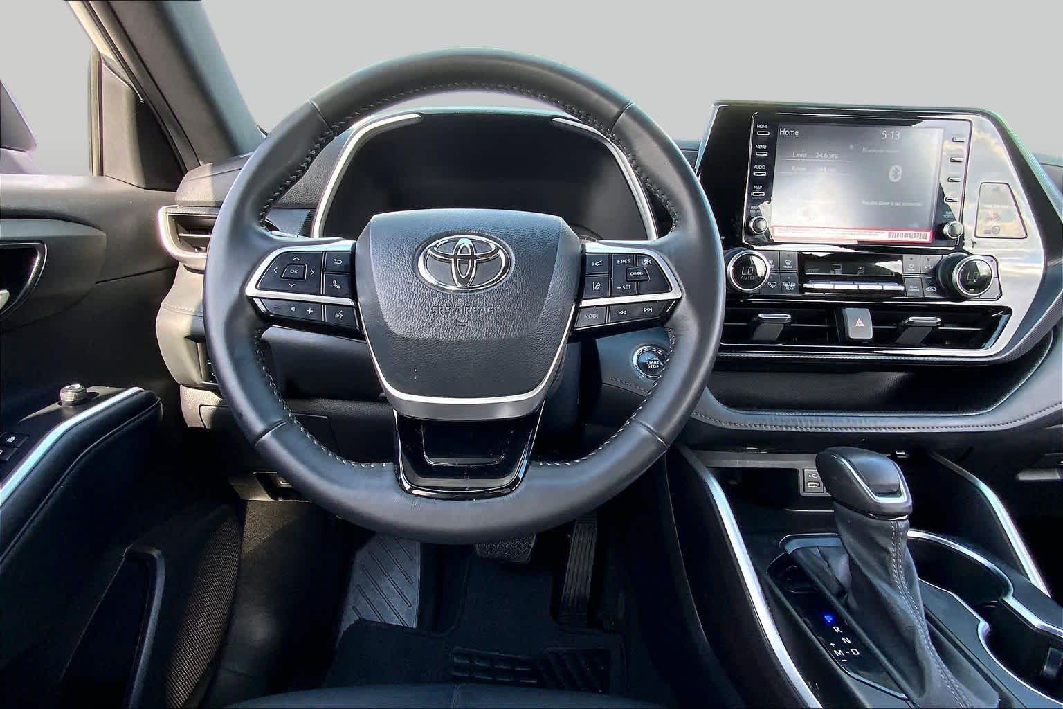 2022 Toyota Highlander XSE Celestial Silver Metallic at Group 1 Toyota Southwest