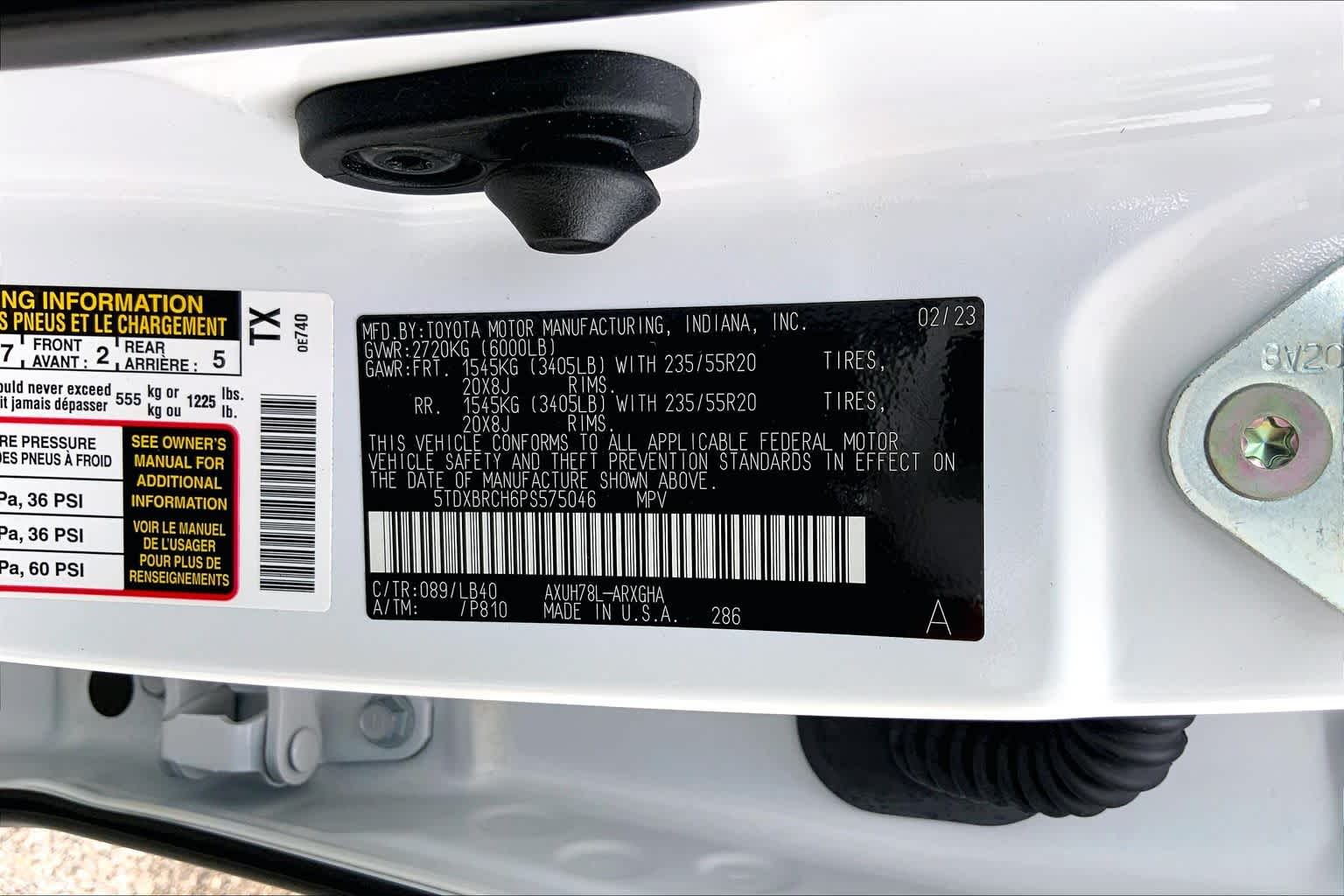2023 Toyota Highlander Hybrid Limited Wind Chill Pearl at AutoNation USA Katy