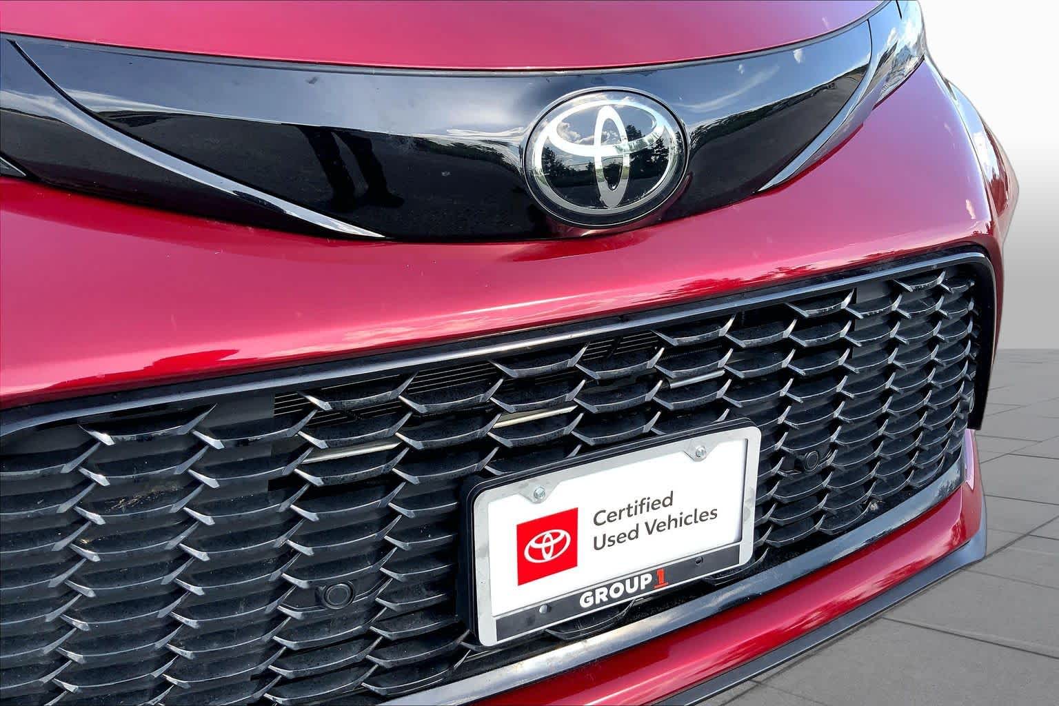 2026 Toyota Sienna XSE Ruby Flare Pearl at Group 1 Toyota Southwest