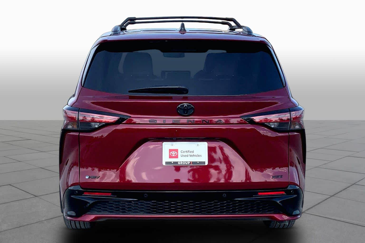 2026 Toyota Sienna XSE Ruby Flare Pearl at Group 1 Toyota Southwest