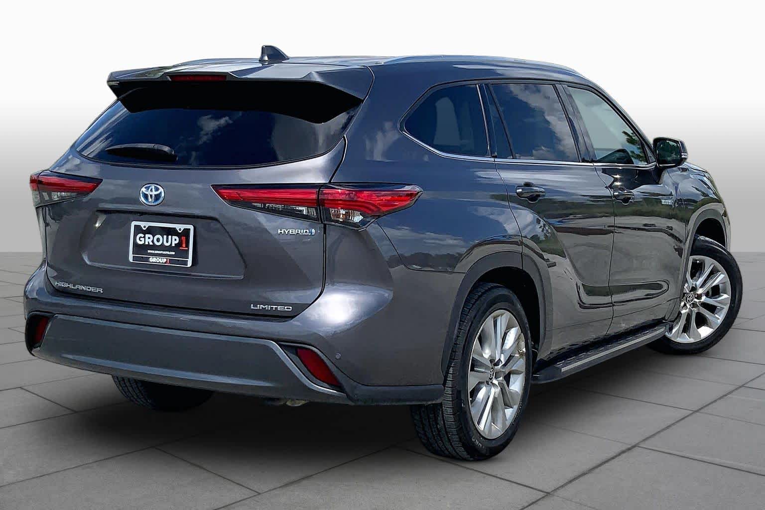 2021 Toyota Highlander Hybrid Limited Magnetic Gray Metallic at AutoNation USA Houston