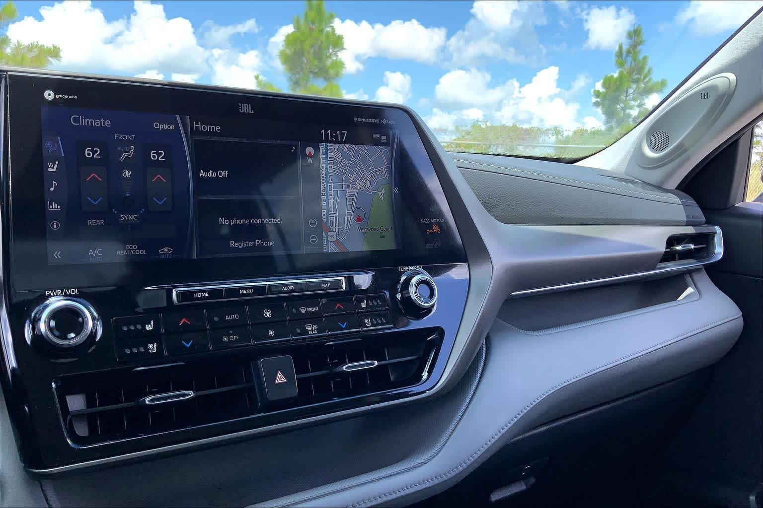 2021 Toyota Highlander Hybrid Limited Magnetic Gray Metallic at AutoNation USA Houston