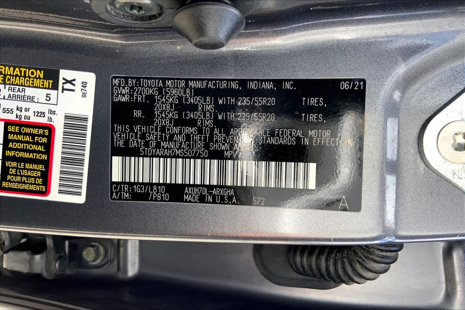 2021 Toyota Highlander Hybrid Limited Magnetic Gray Metallic at AutoNation USA Houston