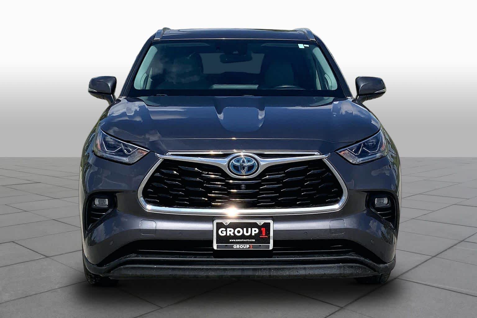 2021 Toyota Highlander Hybrid Limited Magnetic Gray Metallic at AutoNation USA Houston