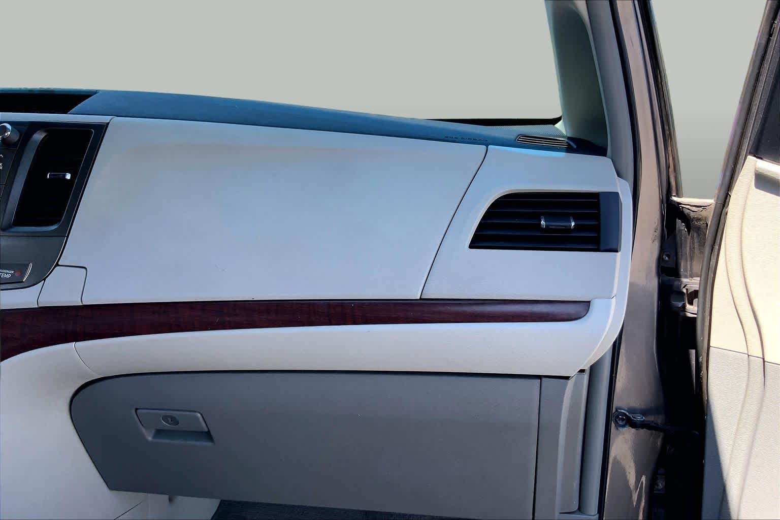 2011 Toyota Sienna Ltd Predawn Gray Mica at Beck & Masten Kia