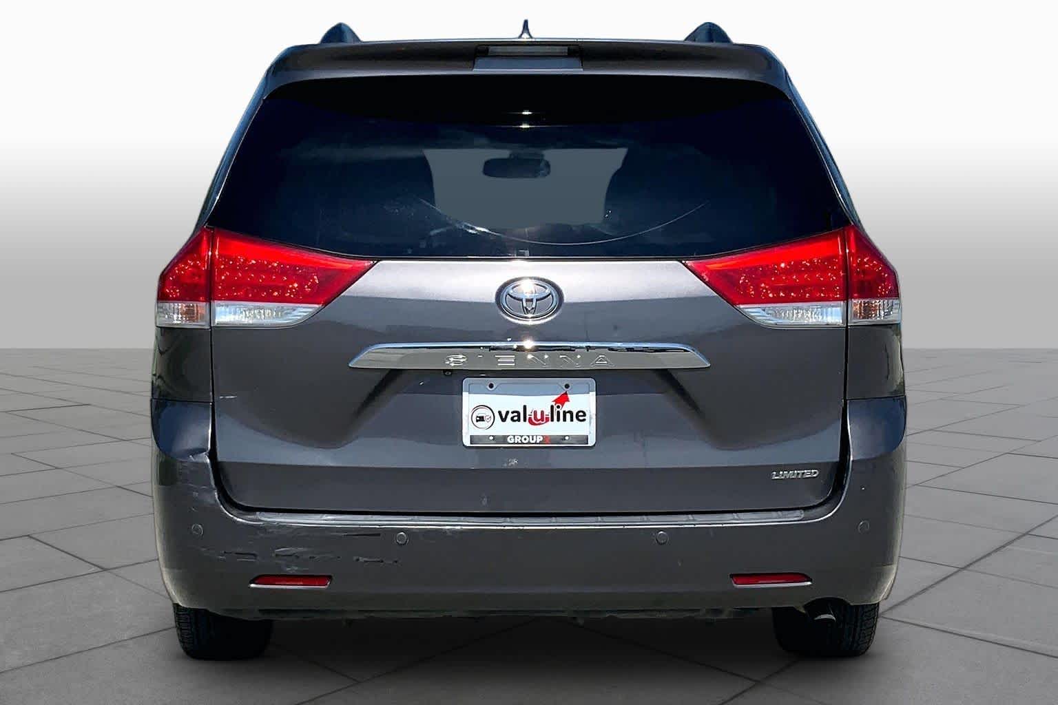 2011 Toyota Sienna Ltd Predawn Gray Mica at Beck & Masten Kia