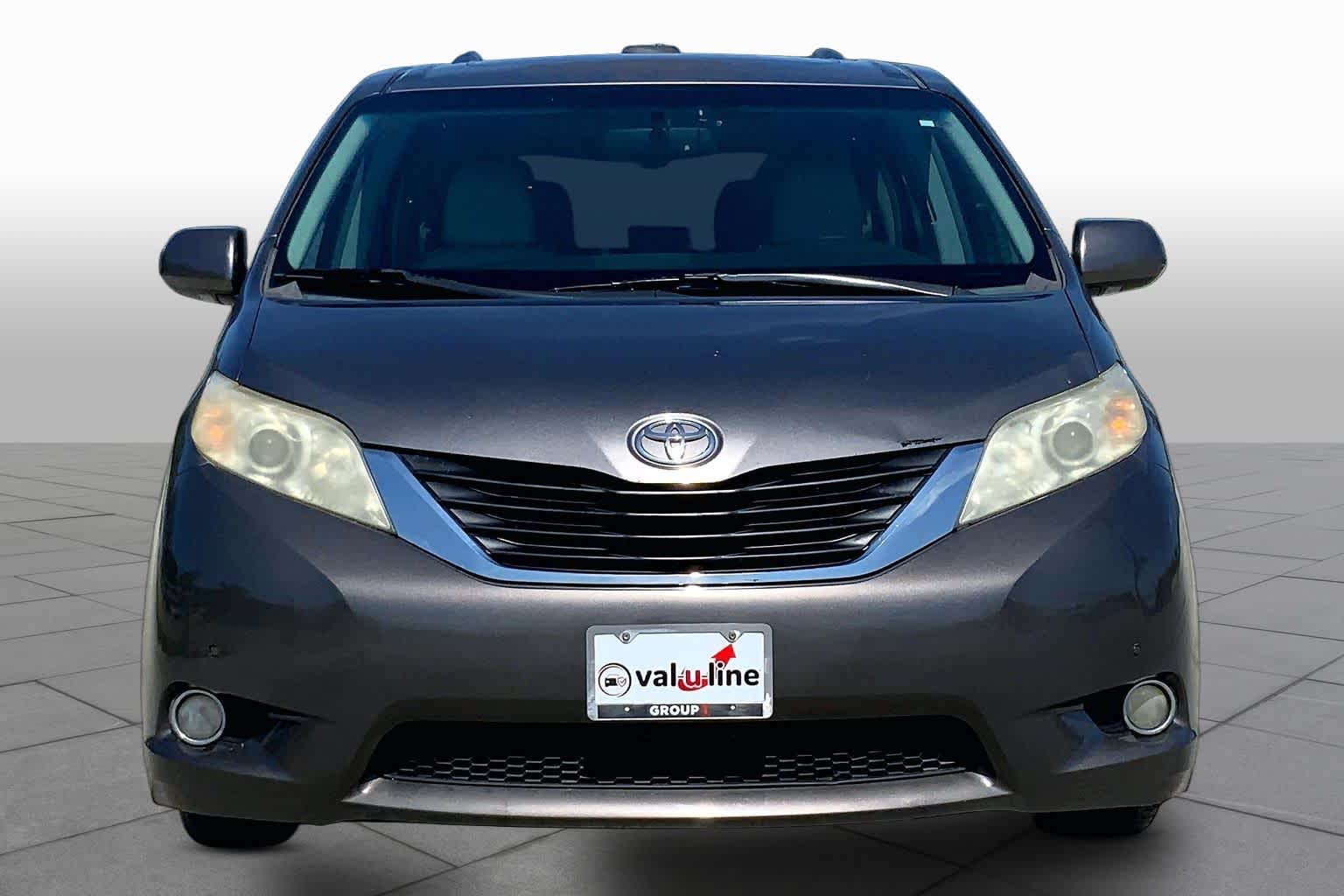 2011 Toyota Sienna Ltd Predawn Gray Mica at Beck & Masten Kia