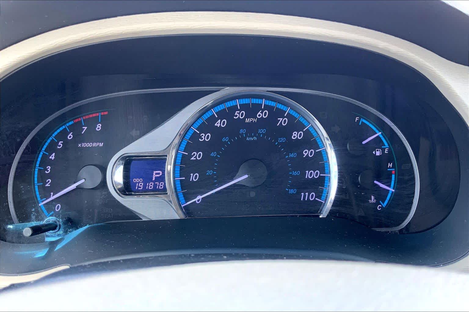 2013 Toyota Sienna XLE Super White at Auto Boutique Texas