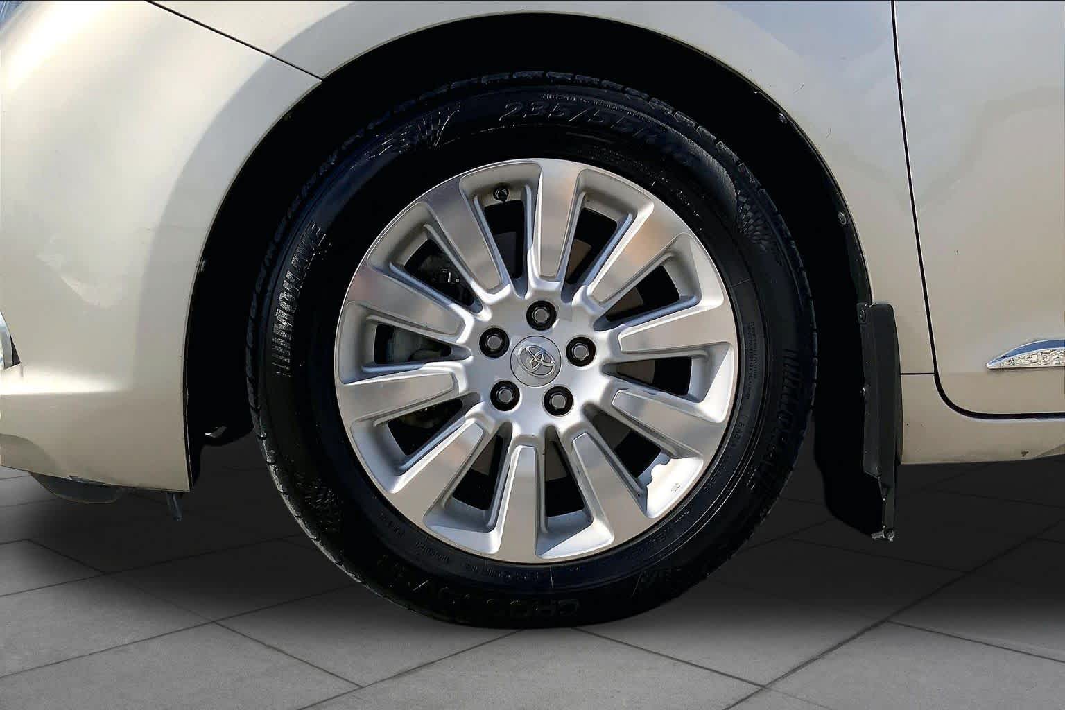 2015 Toyota Sienna Ltd Creme Brulee Mica at AutoNation USA Katy