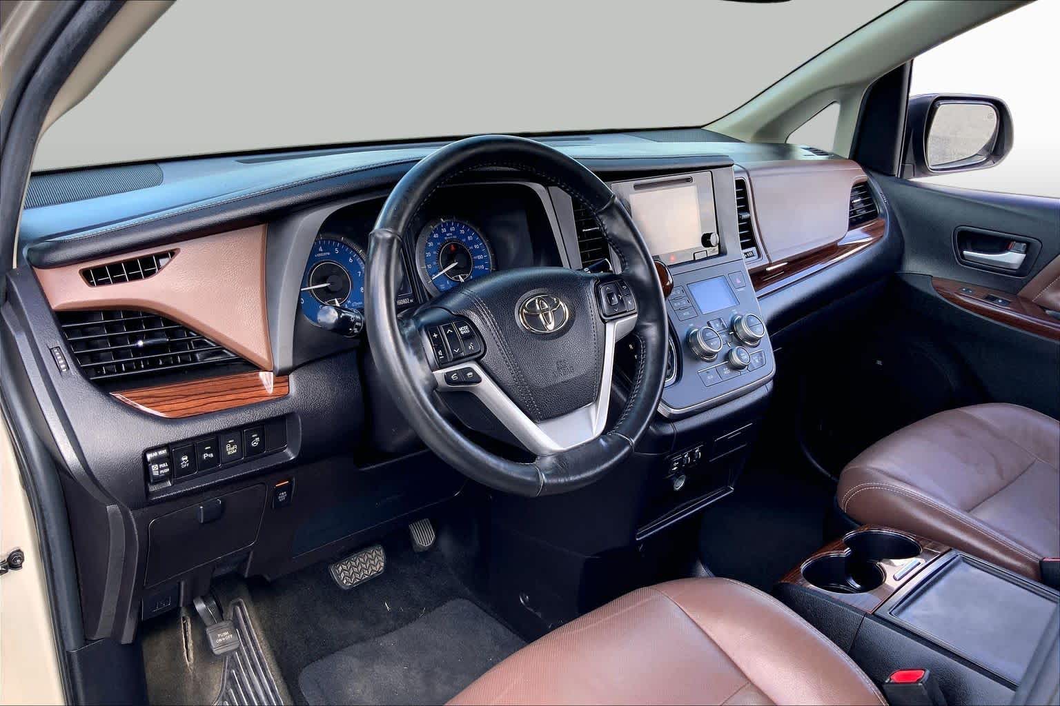 2015 Toyota Sienna Ltd Creme Brulee Mica at AutoNation USA Katy