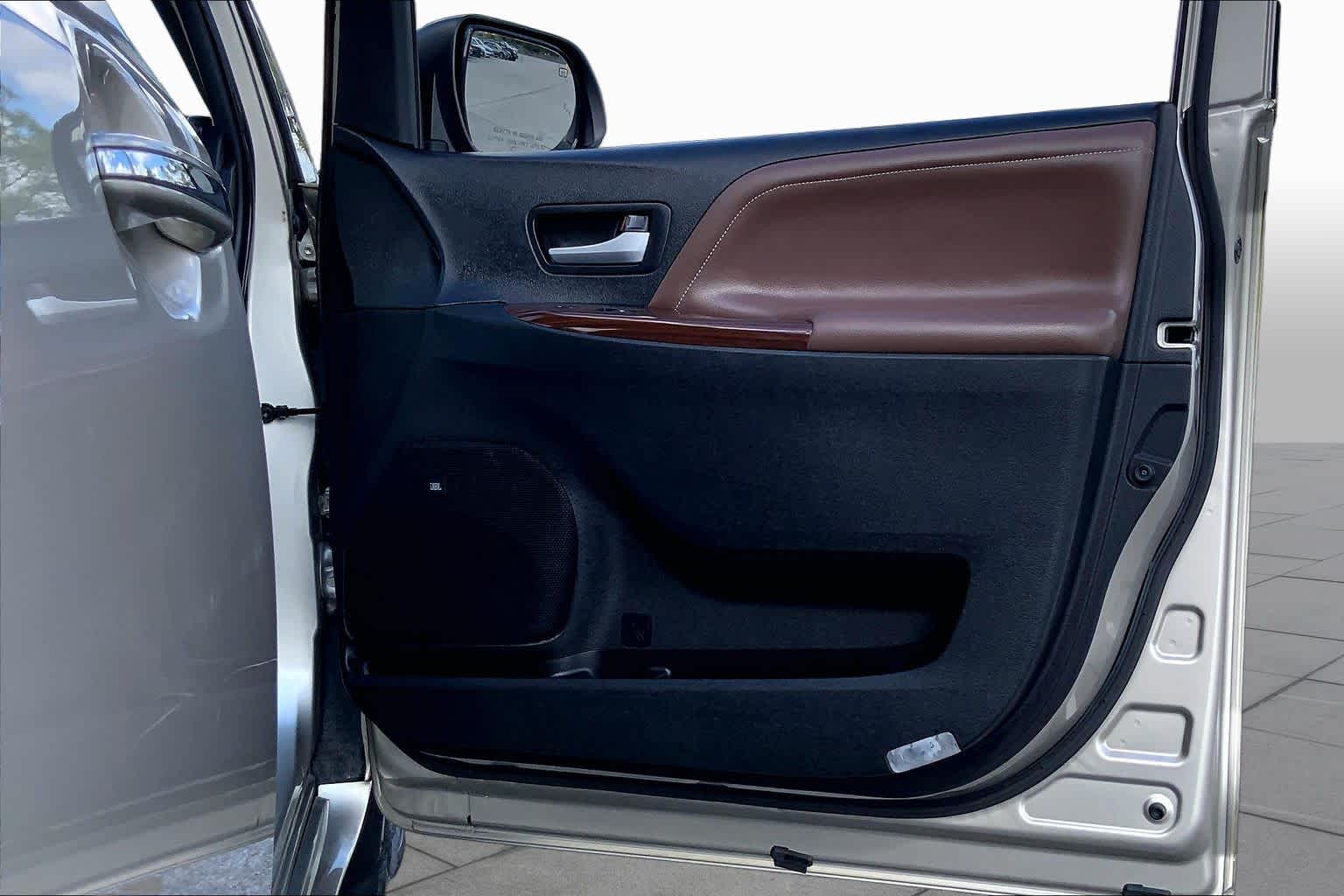 2015 Toyota Sienna Ltd Creme Brulee Mica at AutoNation USA Katy