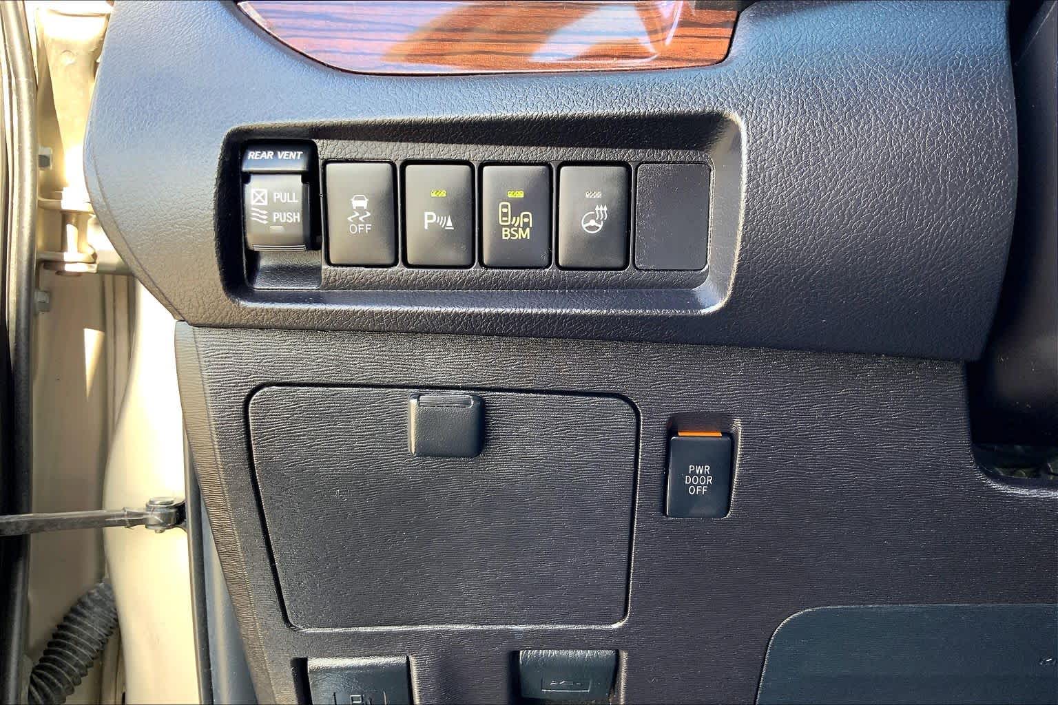 2015 Toyota Sienna Ltd Creme Brulee Mica at AutoNation USA Katy
