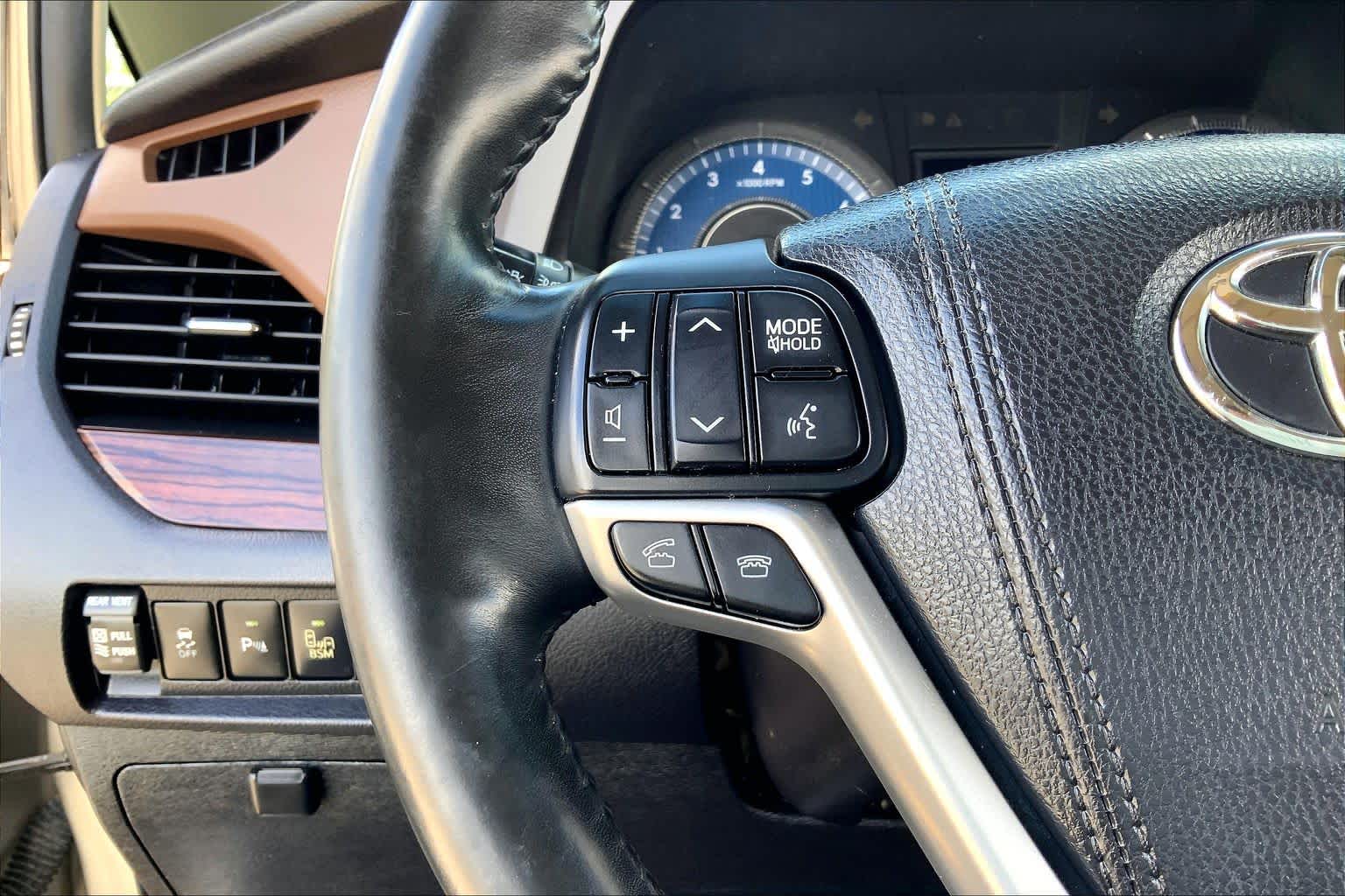 2015 Toyota Sienna Ltd Creme Brulee Mica at AutoNation USA Katy