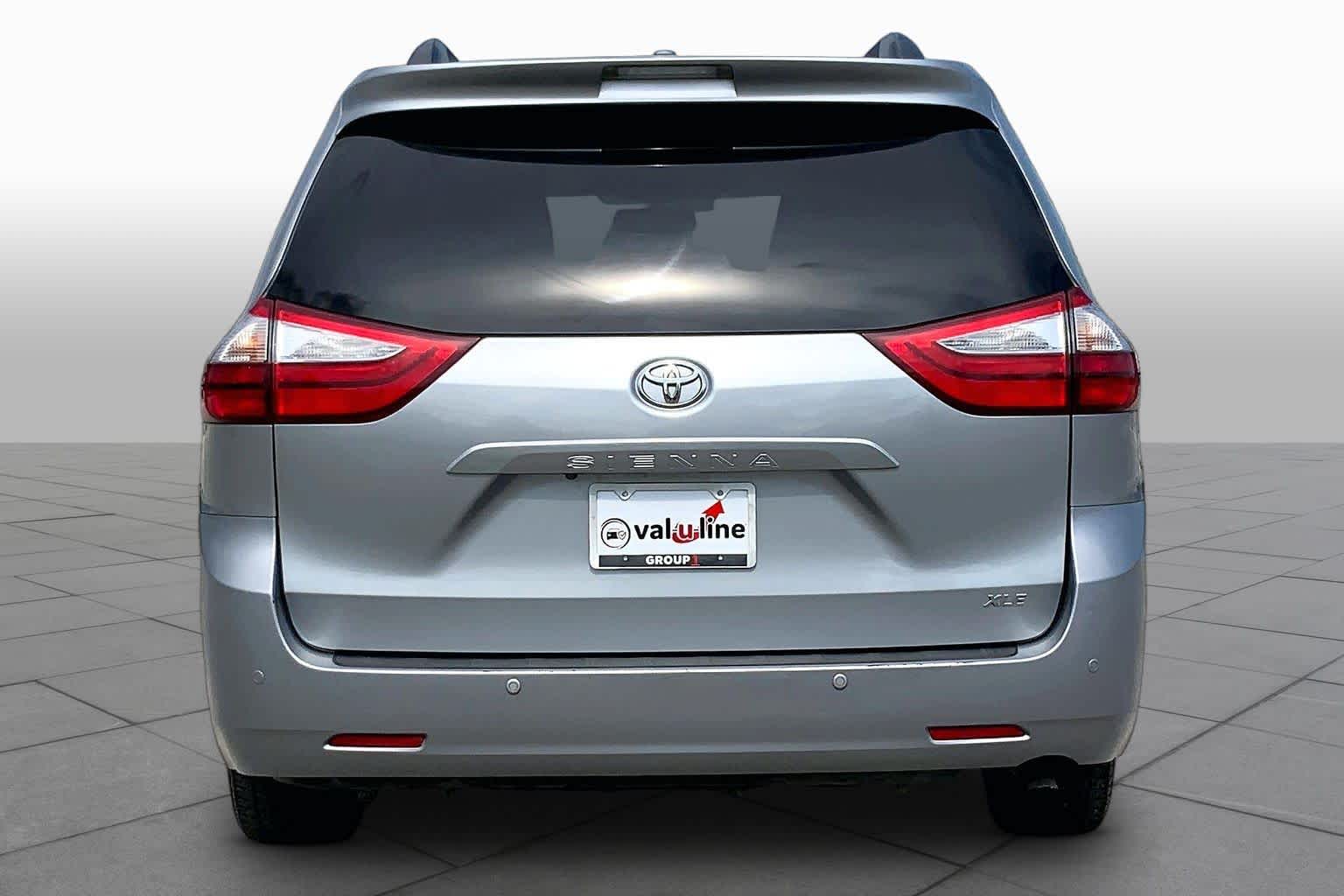 2016 Toyota Sienna XLE Premium Silver Sky Metallic at Beck & Masten Kia
