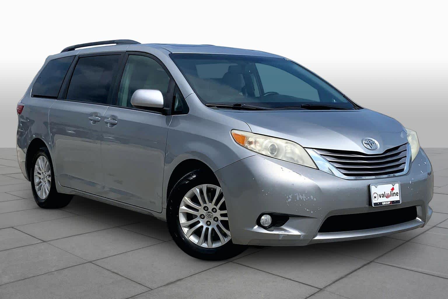 2016 Toyota Sienna XLE Premium Silver Sky Metallic at Beck & Masten Kia