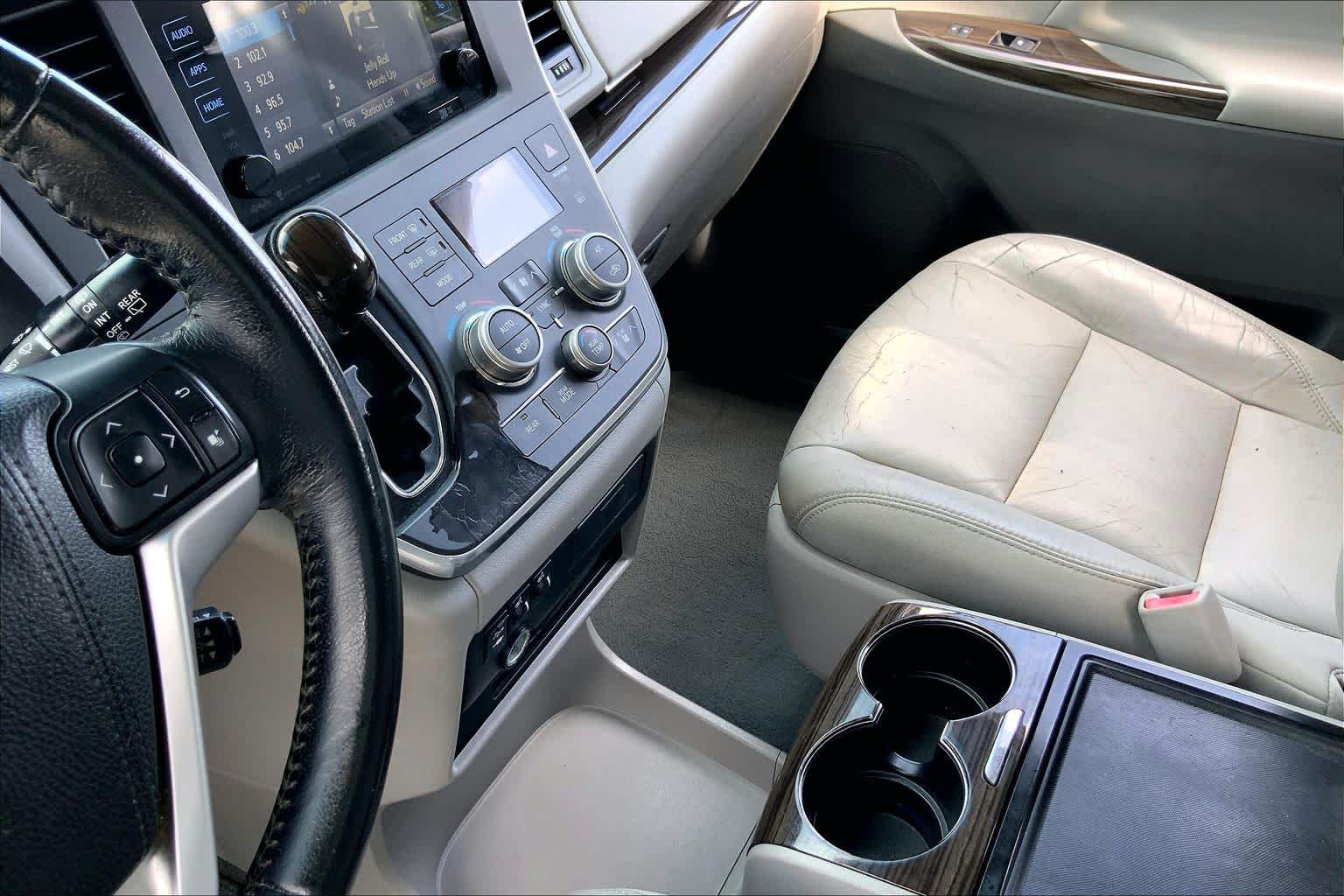 2016 Toyota Sienna XLE Premium Silver Sky Metallic at Beck & Masten Kia
