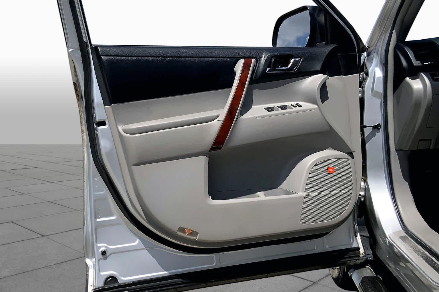 2013 Toyota Highlander Limited Classic Silver Metallic at Mac Haik Ford