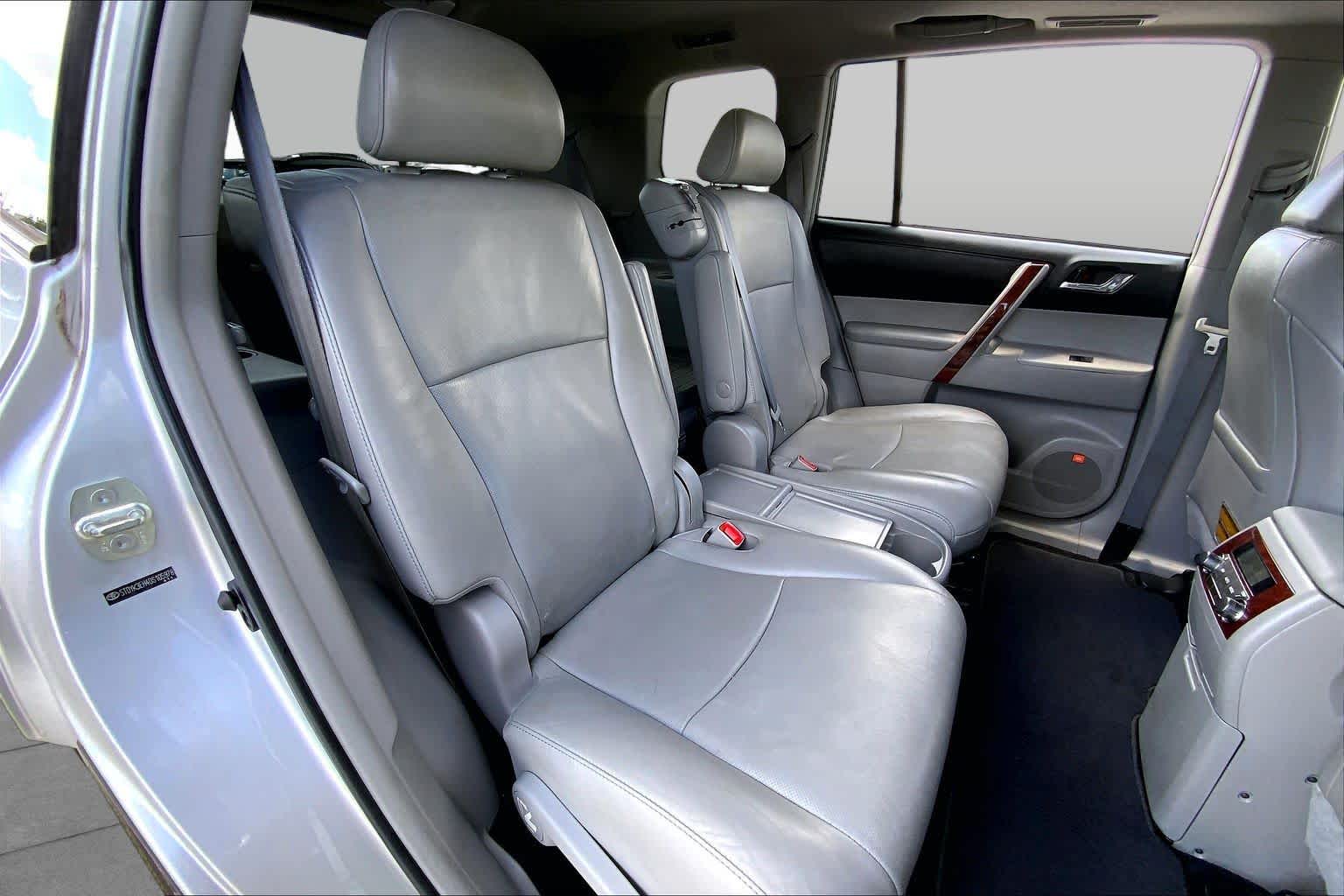 2013 Toyota Highlander Limited Classic Silver Metallic at Mac Haik Ford