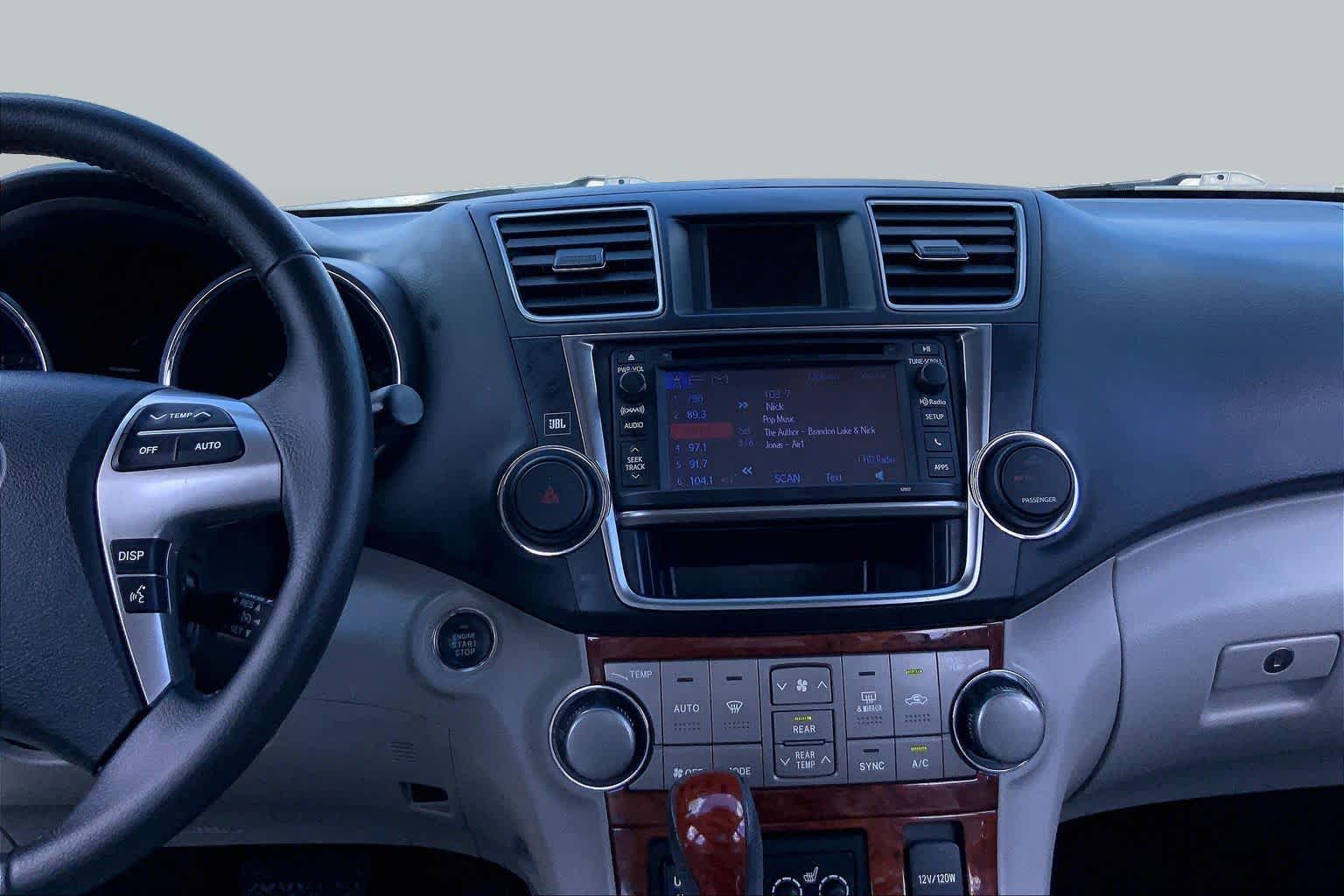 2013 Toyota Highlander Limited Classic Silver Metallic at Mac Haik Ford