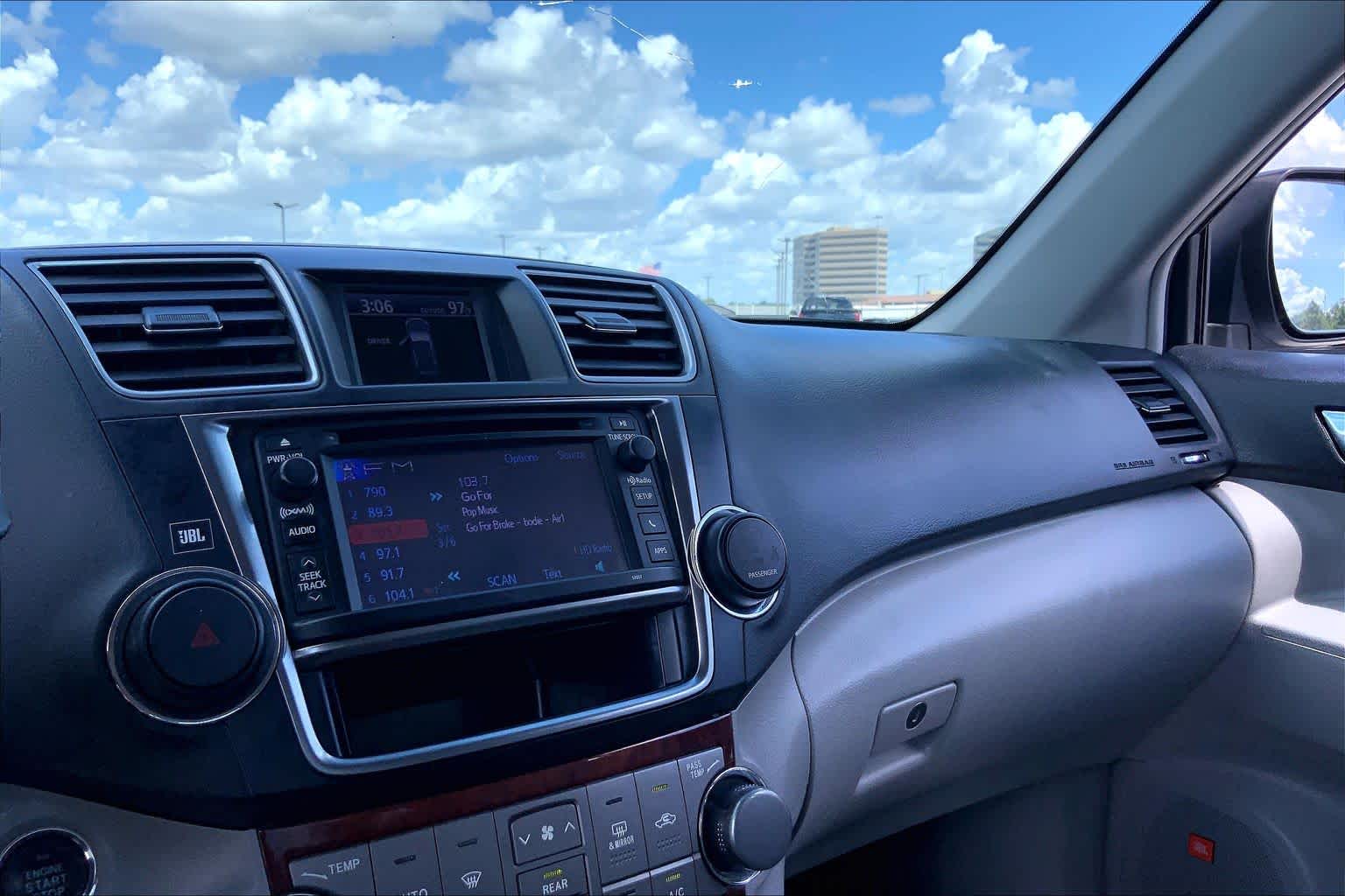 2013 Toyota Highlander Limited Classic Silver Metallic at Mac Haik Ford