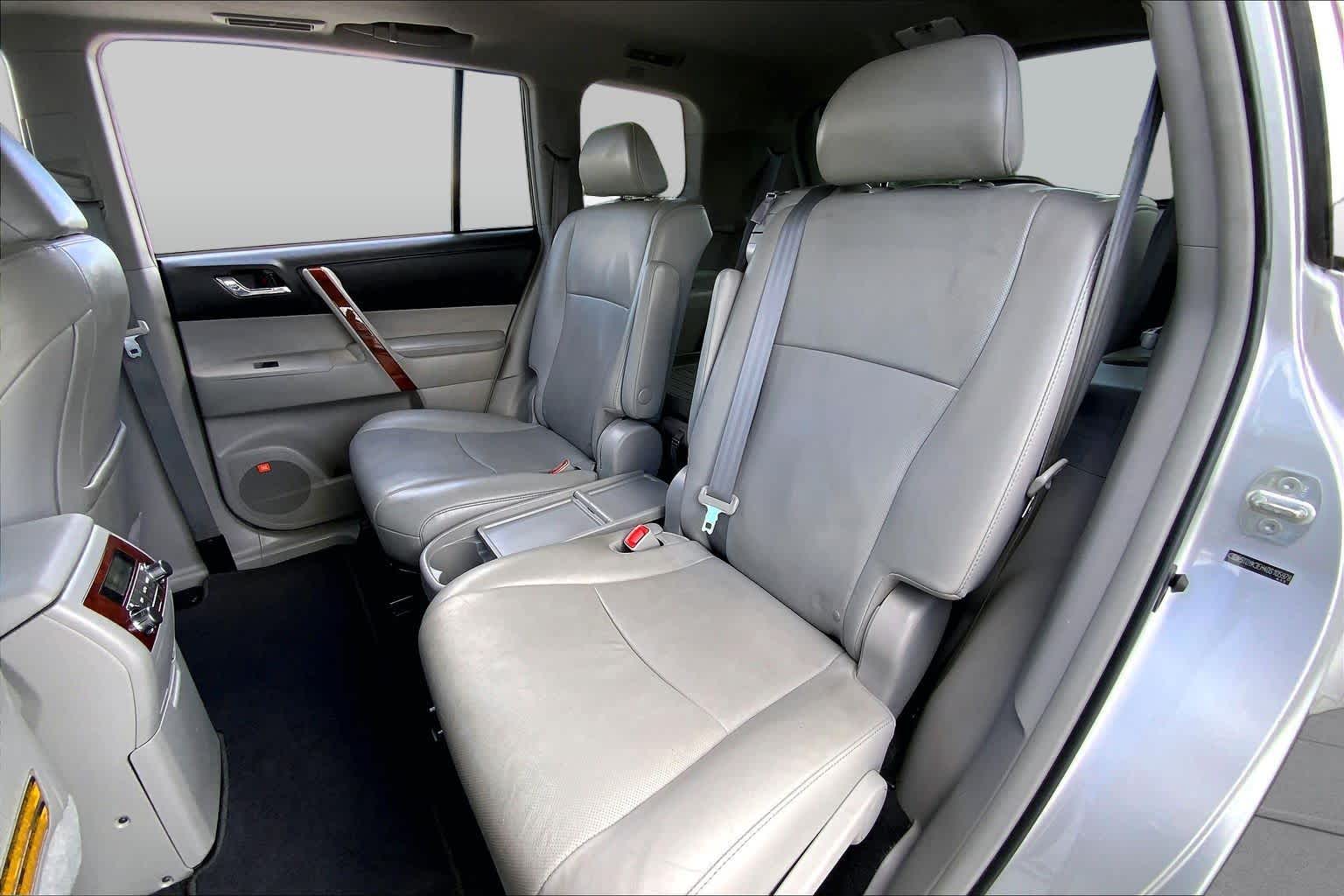 2013 Toyota Highlander Limited Classic Silver Metallic at Mac Haik Ford