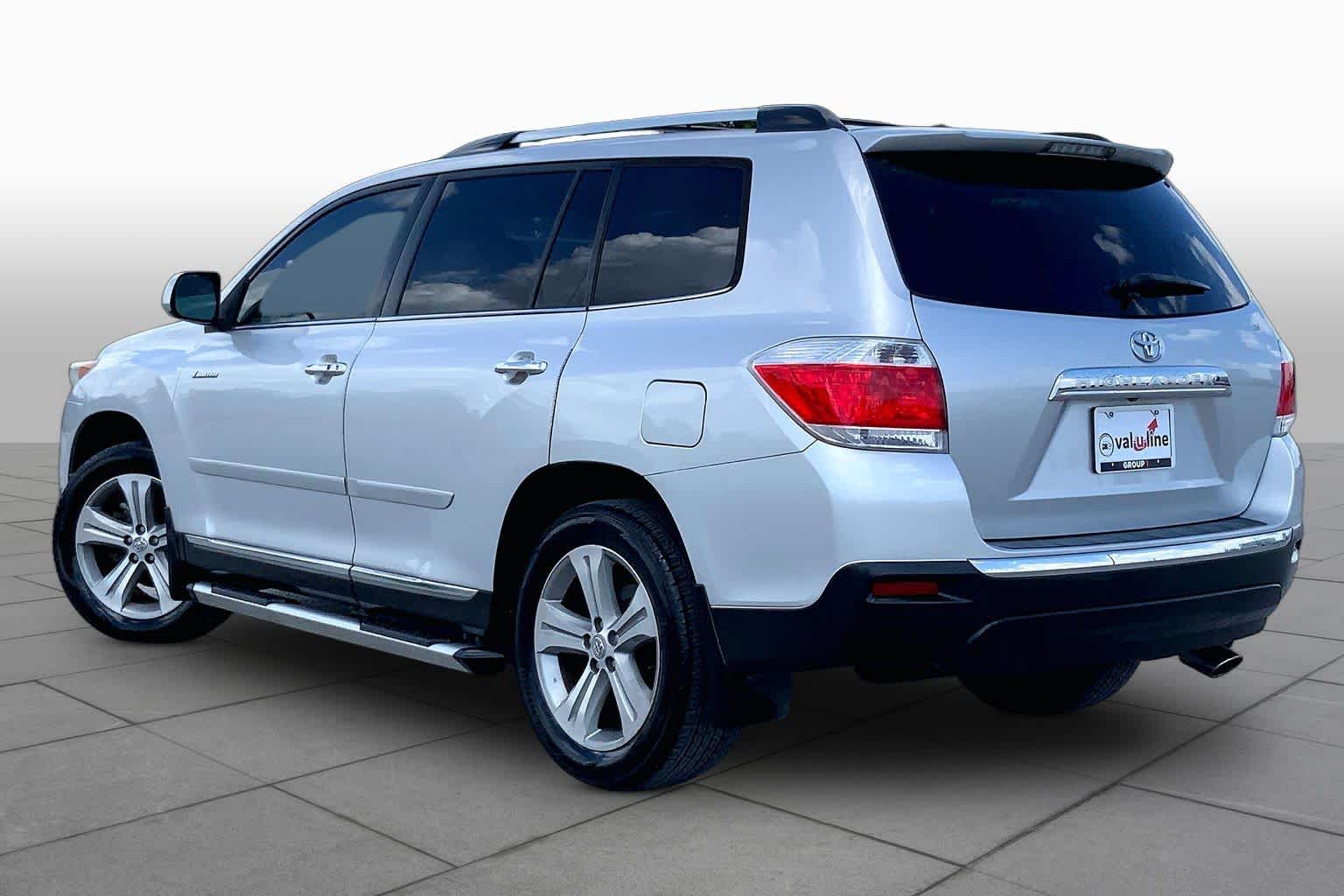 2013 Toyota Highlander Limited Classic Silver Metallic at Mac Haik Ford