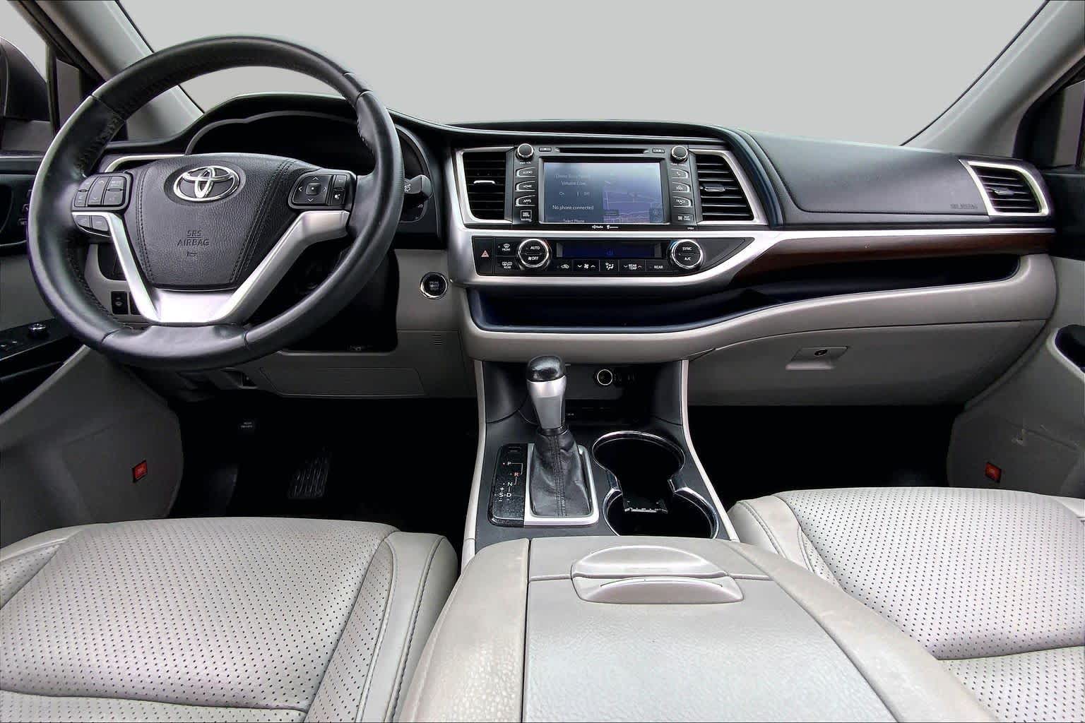 2015 Toyota Highlander Limited Silver Sky Metallic at Lexus of Clear Lake