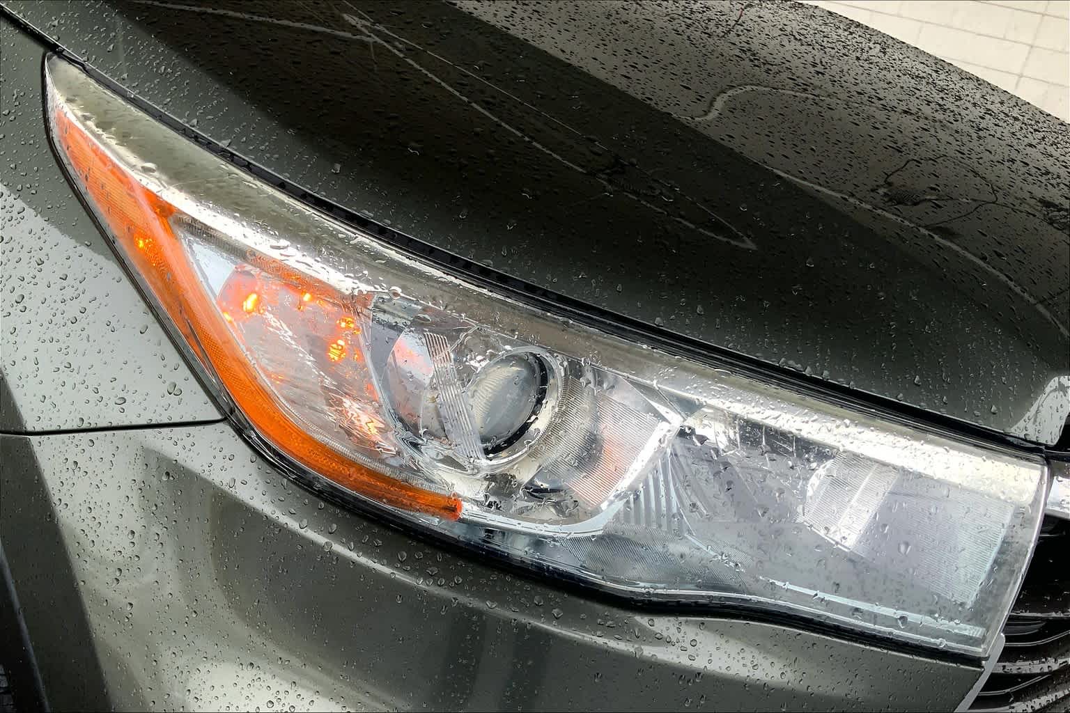 2016 Toyota Highlander Limited Alumina Jade Metallic at AutoNation Toyota Gulf Fwy