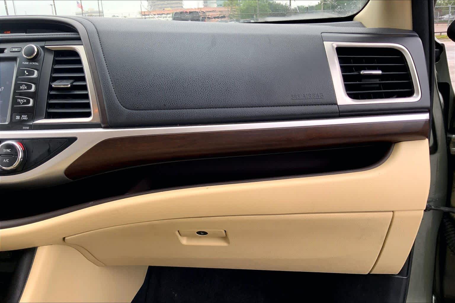 2016 Toyota Highlander Limited Alumina Jade Metallic at Mercedes-Benz of Houston North
