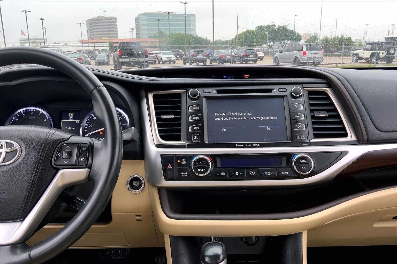 2016 Toyota Highlander Limited Alumina Jade Metallic at Mercedes-Benz of Houston North