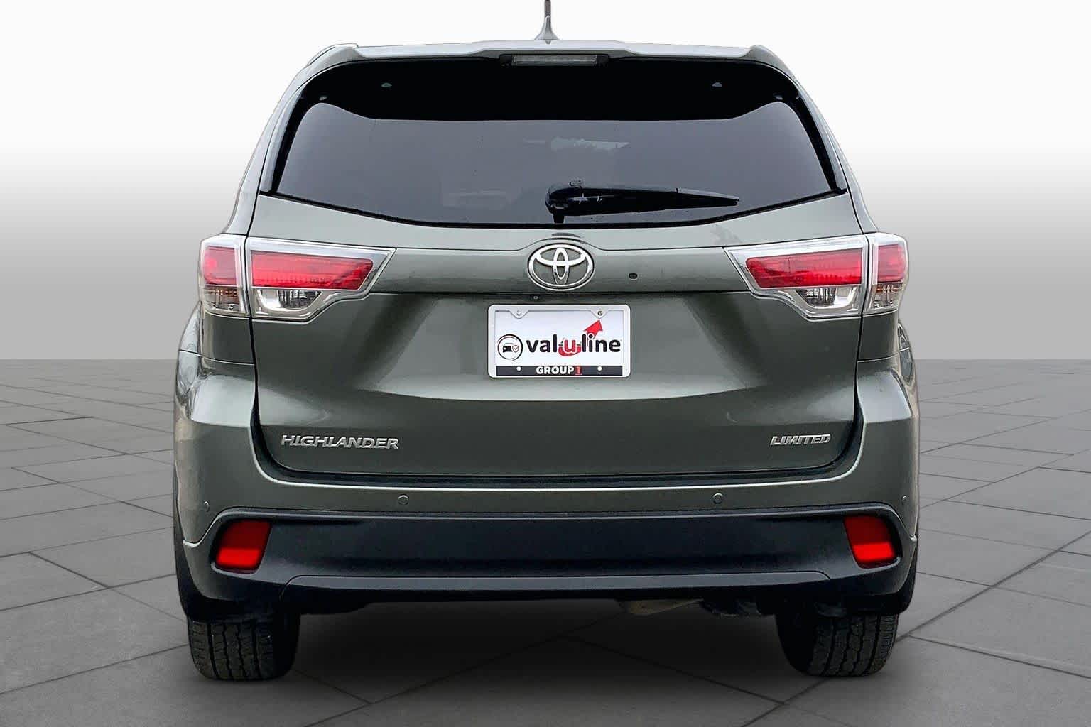 2016 Toyota Highlander Limited Alumina Jade Metallic at Mercedes-Benz of Houston North