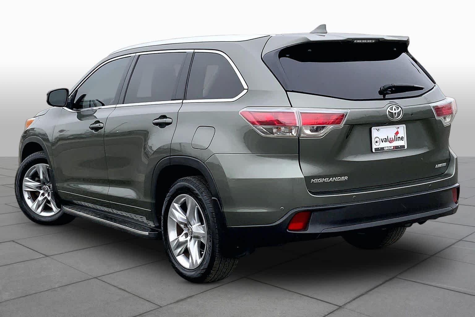 2016 Toyota Highlander Limited Alumina Jade Metallic at Mercedes-Benz of Houston North
