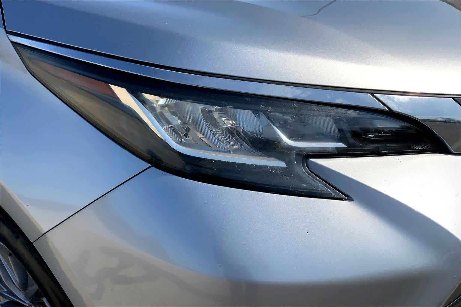 2022 Toyota Sienna XLE Celestial Silver Metallic at AutoNation USA Katy