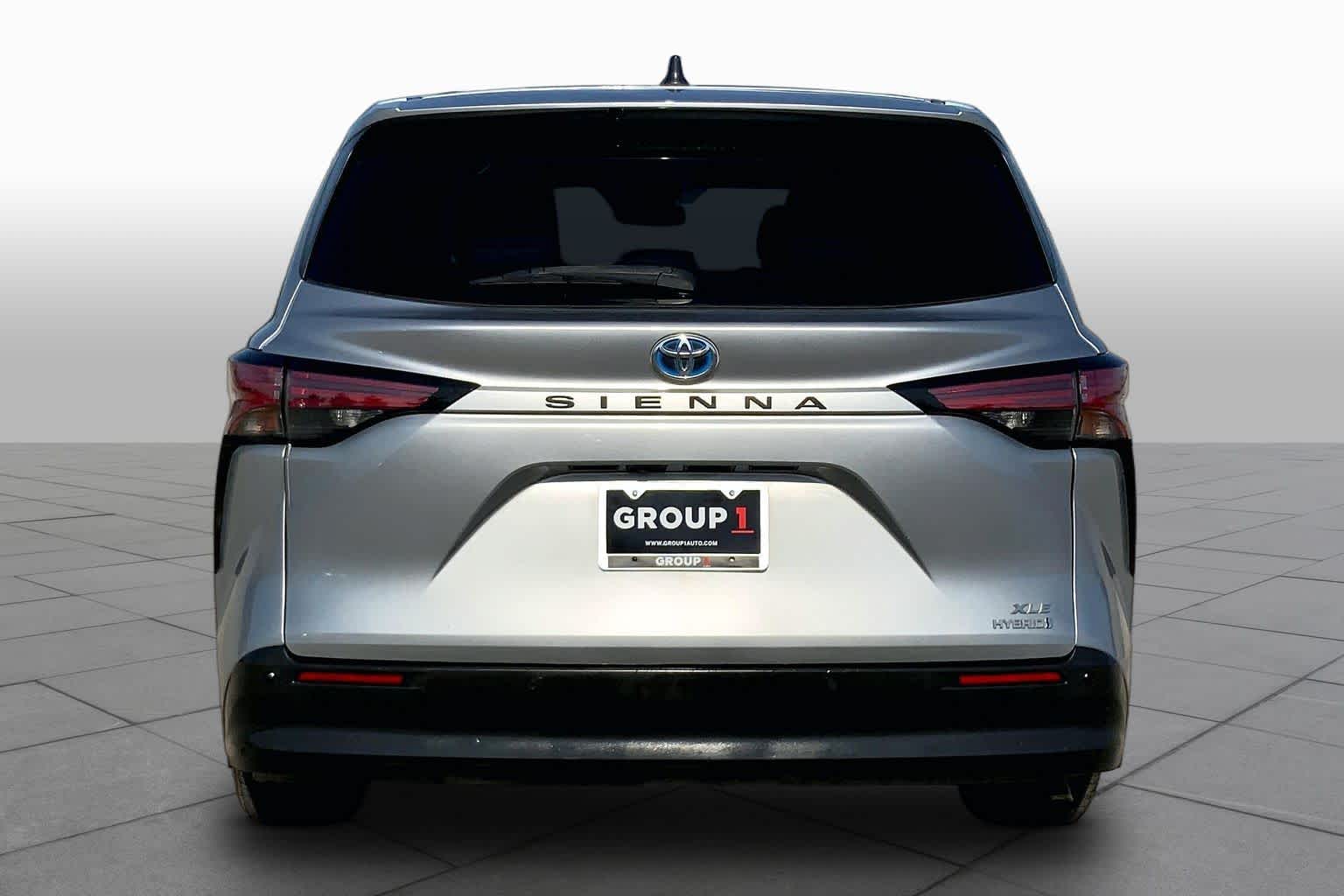 2022 Toyota Sienna XLE Celestial Silver Metallic at AutoNation USA Katy
