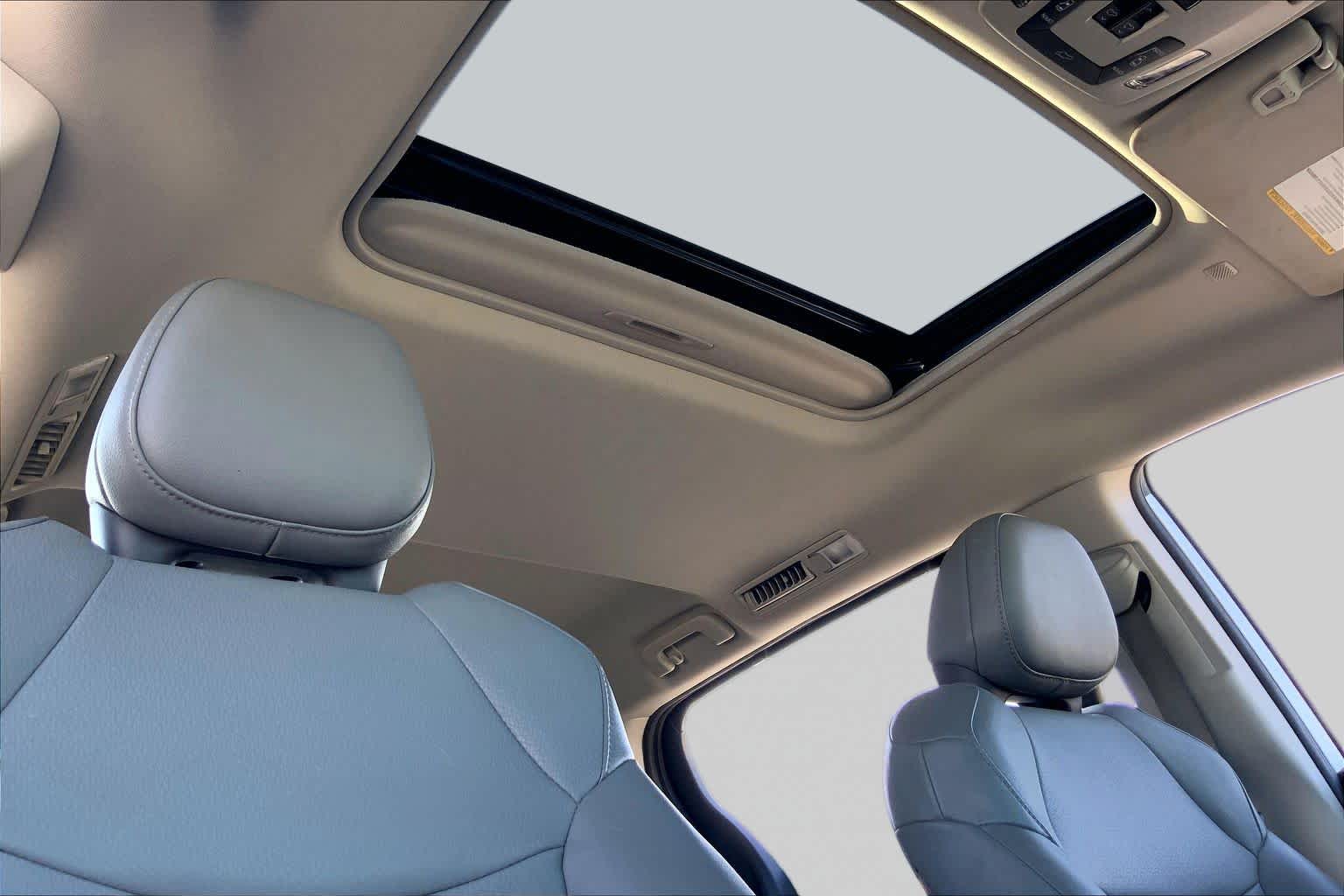 2022 Toyota Sienna XLE Celestial Silver Metallic at AutoNation USA Katy