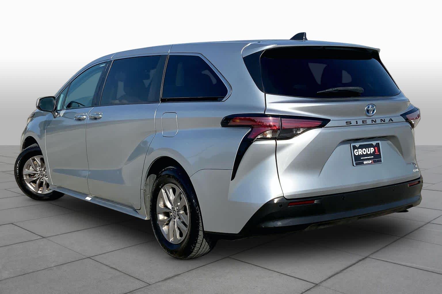 2022 Toyota Sienna XLE Celestial Silver Metallic at AutoNation USA Katy