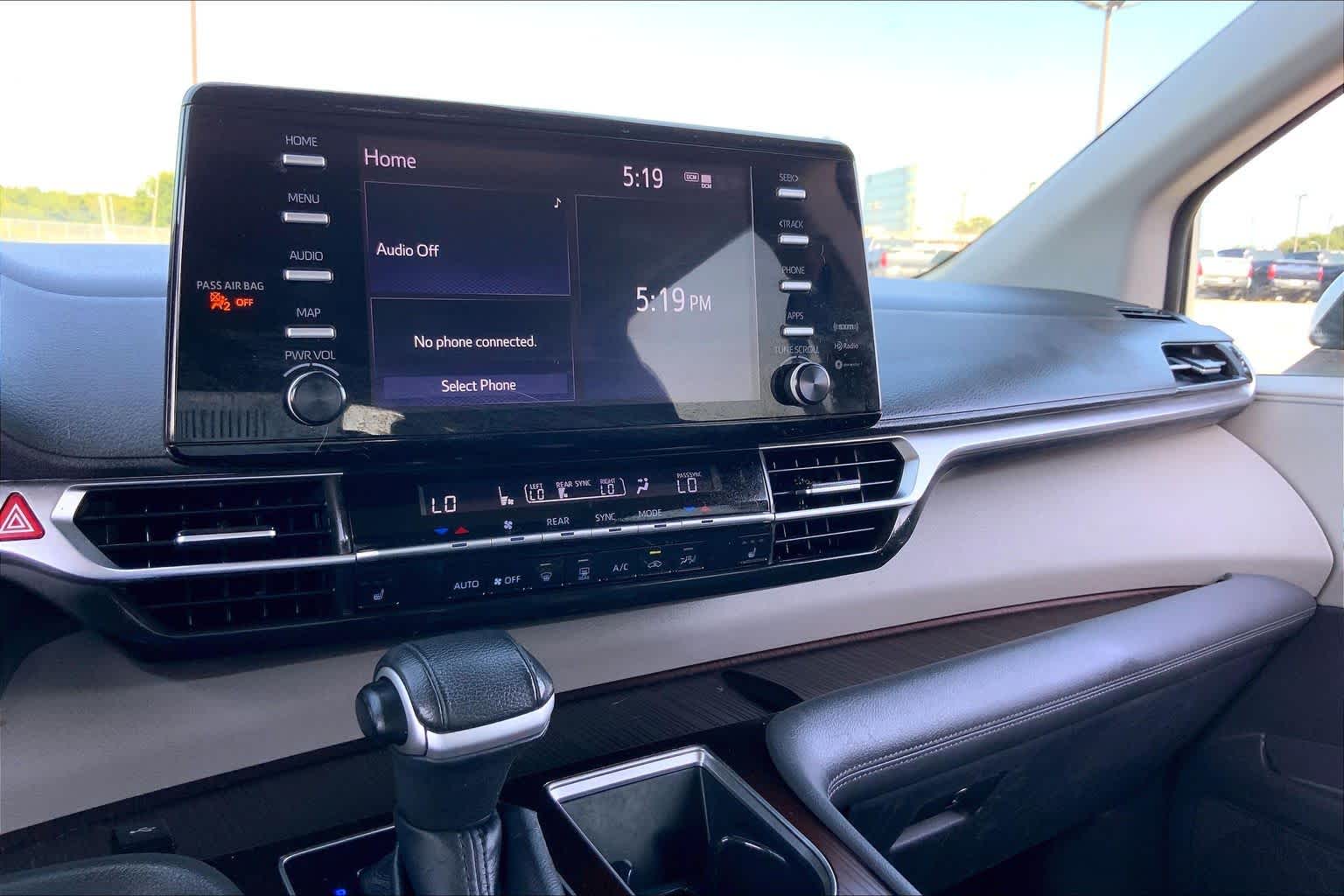 2022 Toyota Sienna XLE Celestial Silver Metallic at AutoNation USA Katy