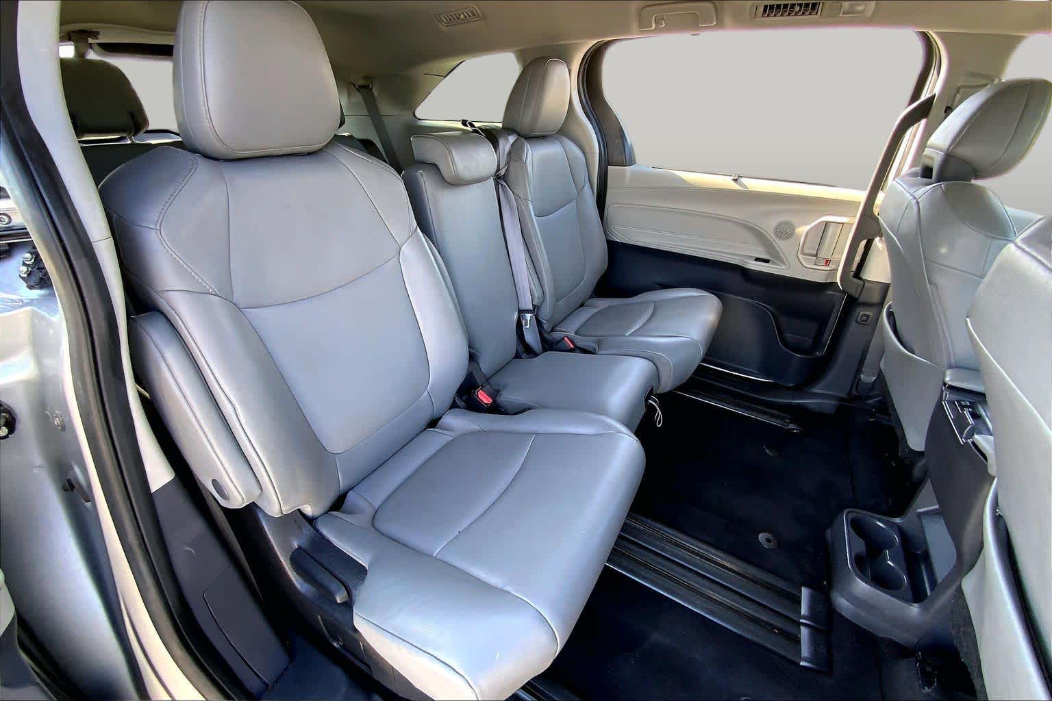 2022 Toyota Sienna XLE Celestial Silver Metallic at AutoNation USA Katy