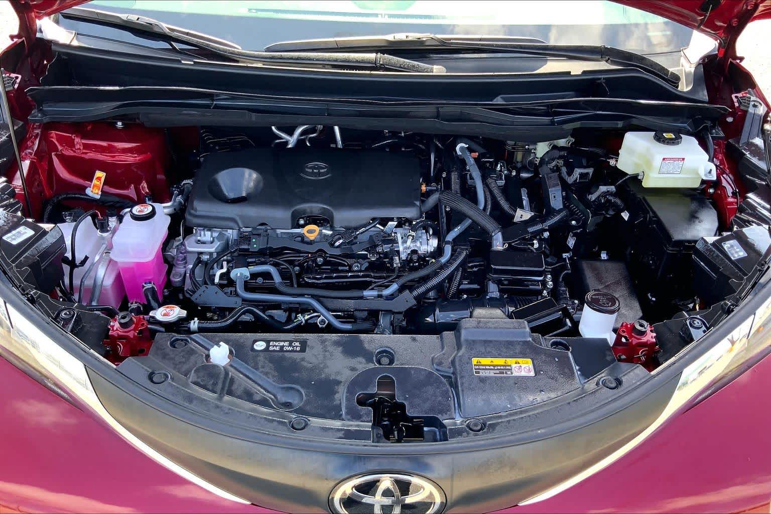 2026 Toyota Sienna XLE Ruby Flare Pearl at Group 1 Toyota Southwest