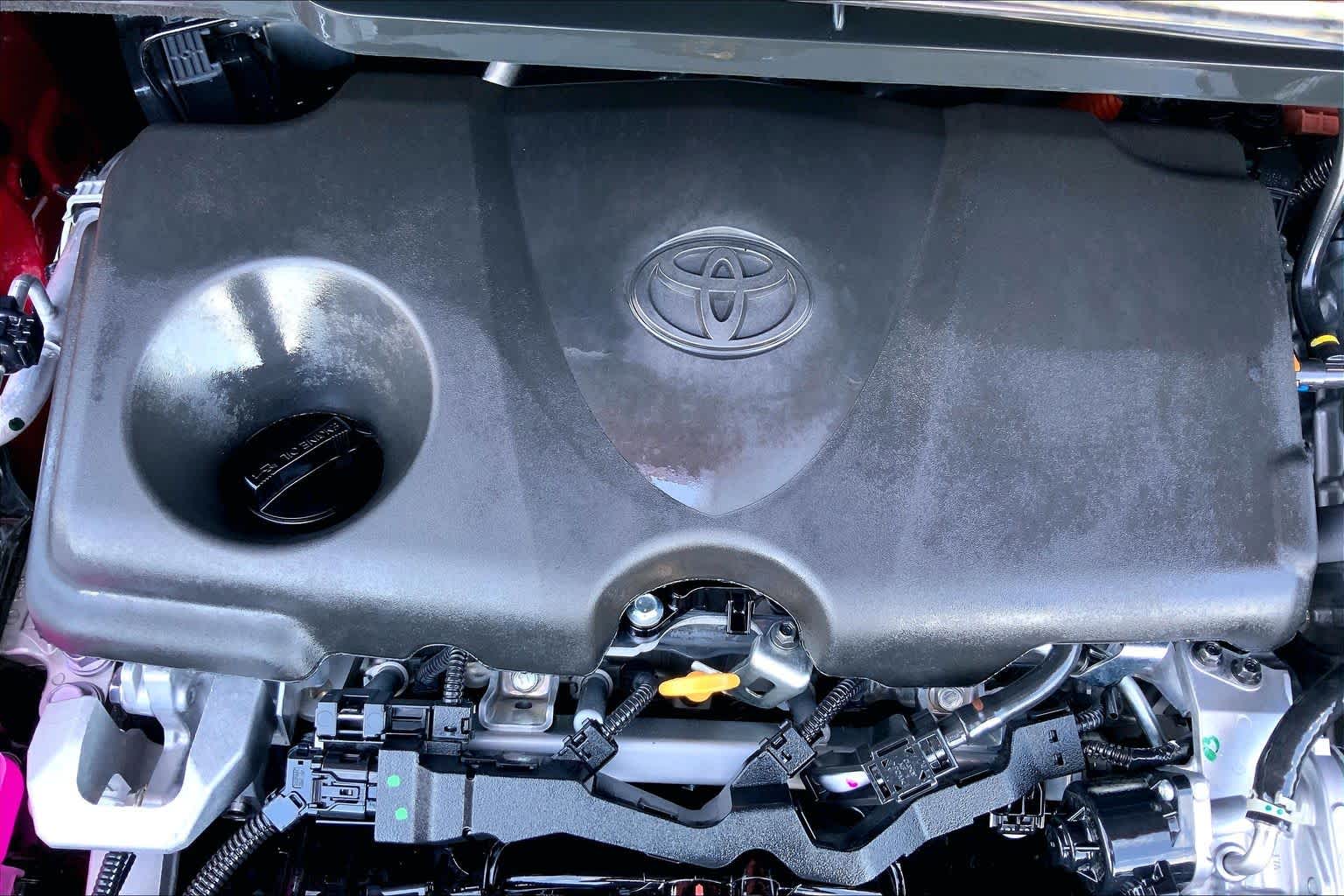 2026 Toyota Sienna XLE Ruby Flare Pearl at Group 1 Toyota Southwest