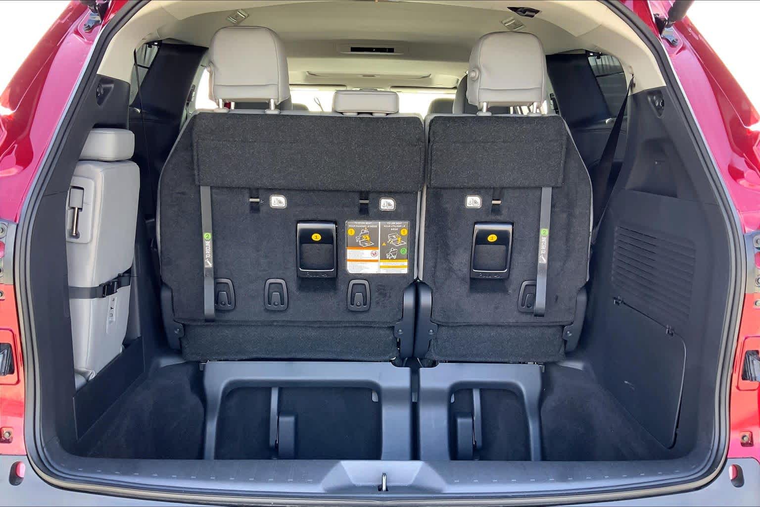 2026 Toyota Sienna XLE Ruby Flare Pearl at Group 1 Toyota Southwest