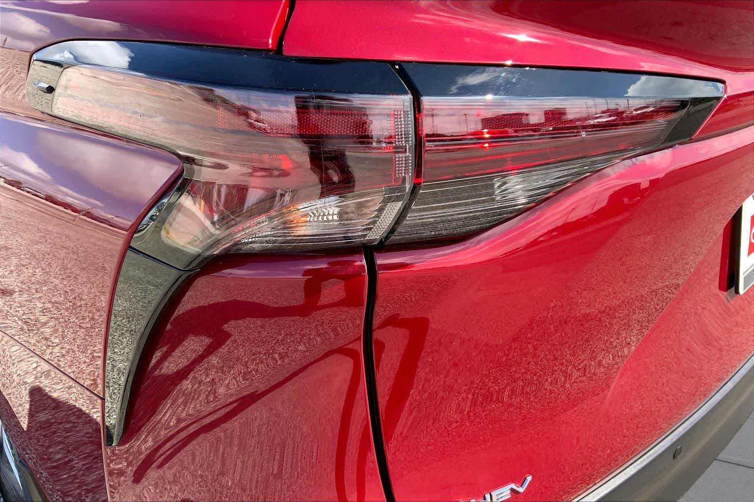 2026 Toyota Sienna XLE Ruby Flare Pearl at Group 1 Toyota Southwest