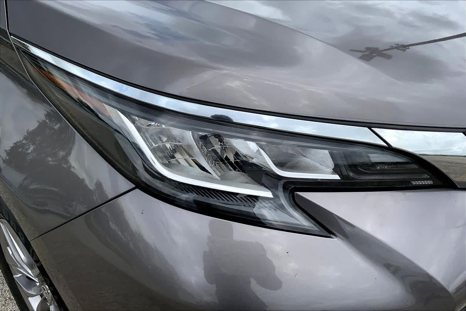 2021 Toyota Sienna XLE Predawn Gray Mica at Westside Kia