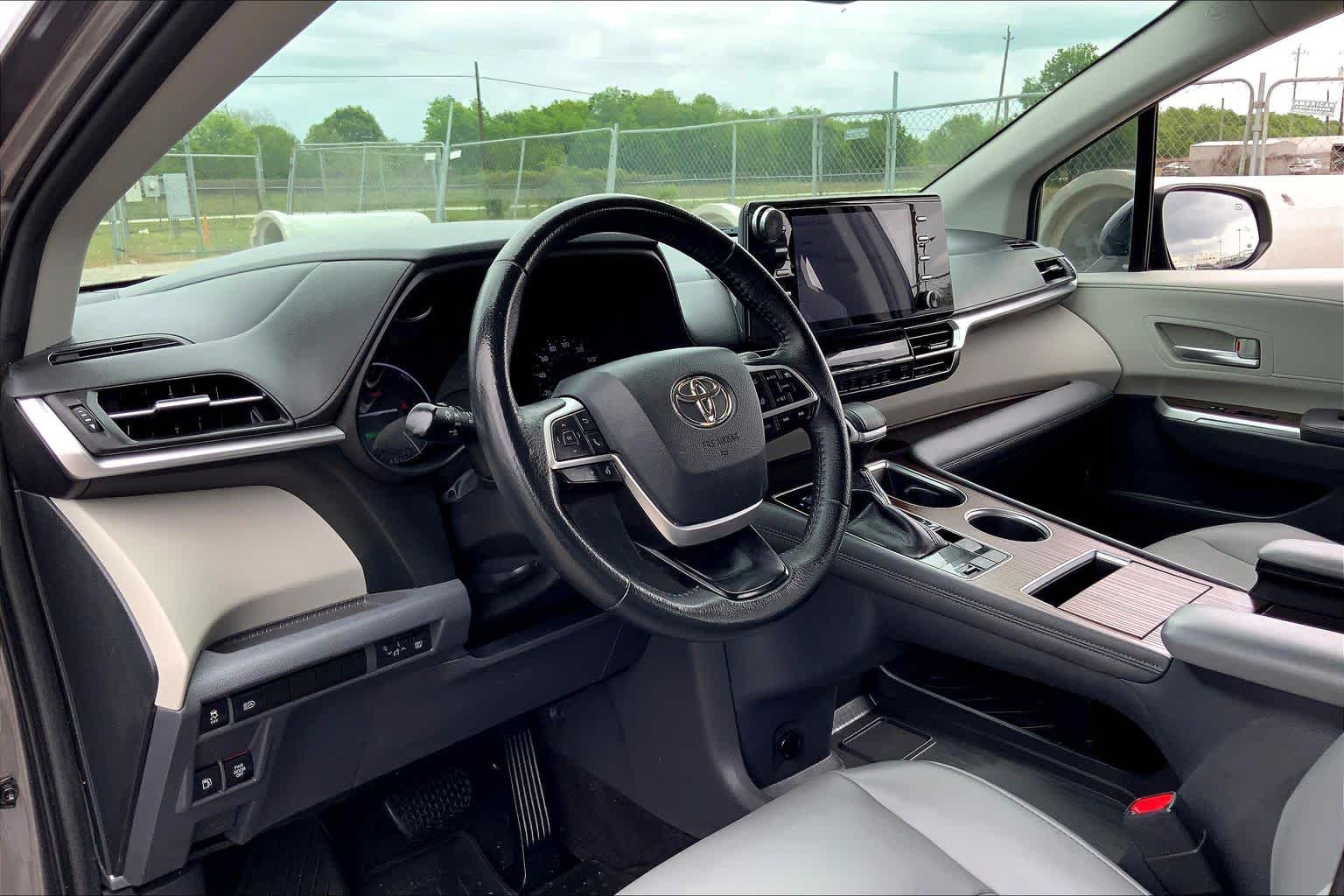 2021 Toyota Sienna XLE Predawn Gray Mica at Westside Kia