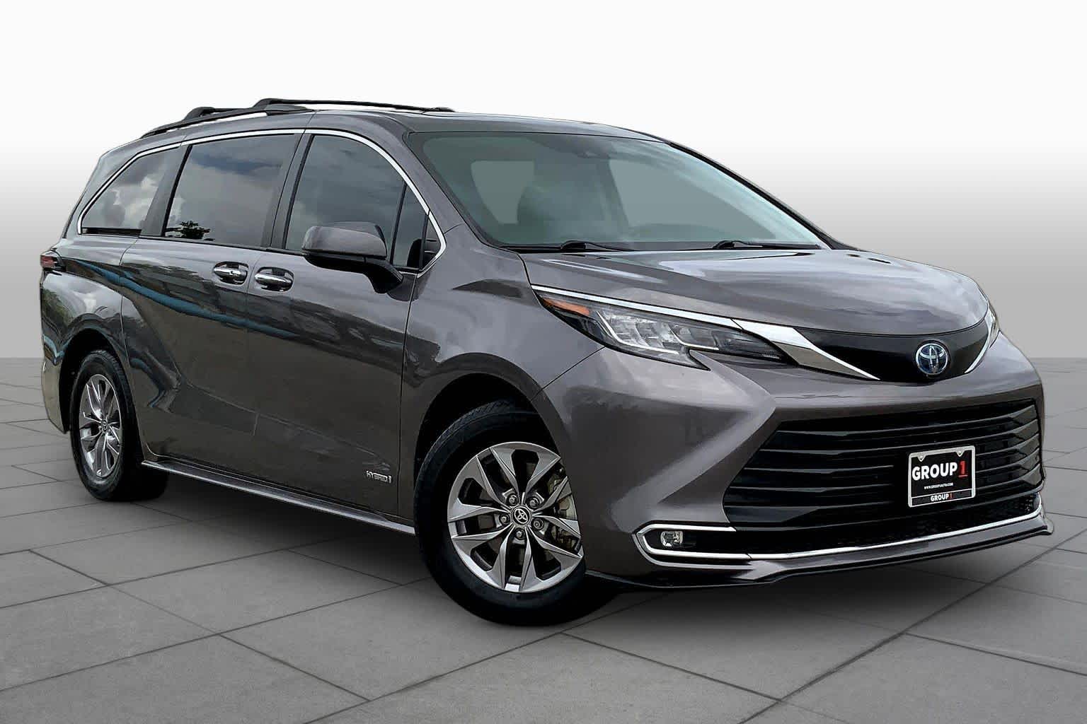 2021 Toyota Sienna XLE Predawn Gray Mica at Westside Kia