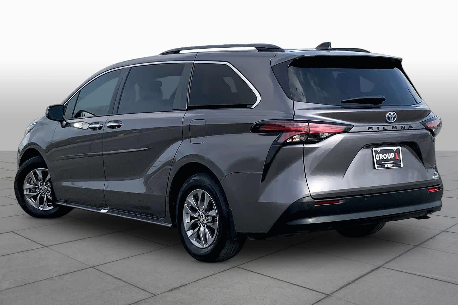 2022 Toyota Sienna XLE Predawn Gray Mica at Westside Kia